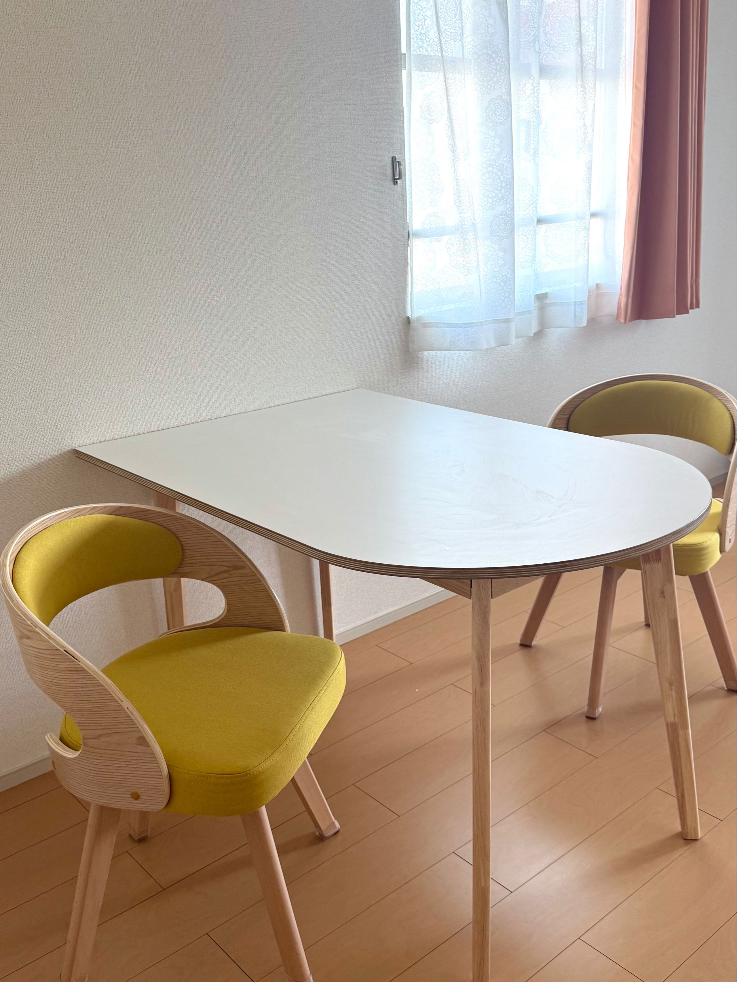 Daeun Damda HALF MOON 半楕円形 テーブル 120cm［2色］ ホワイト