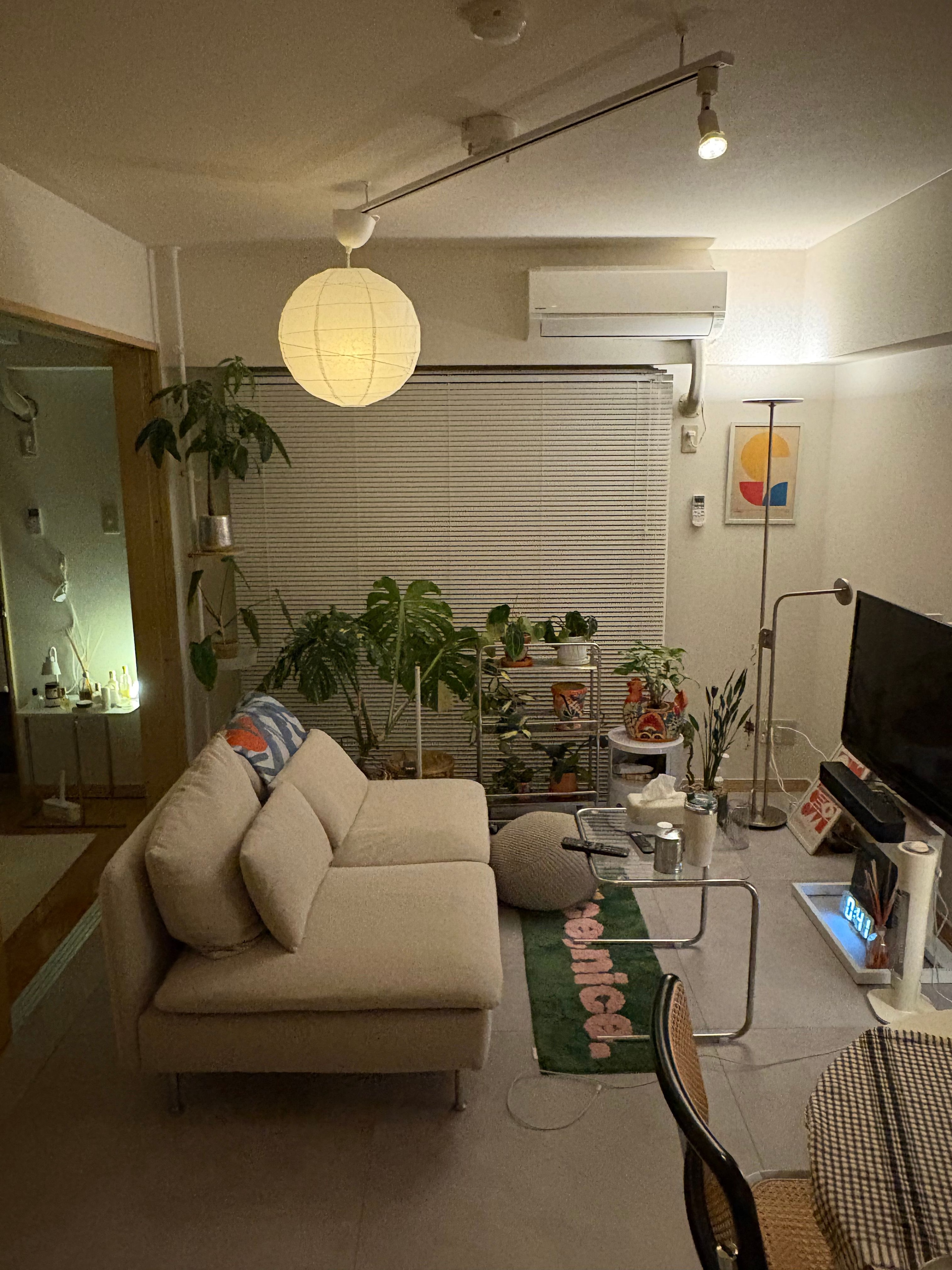 “新品♥︎未開封”イスヤクト イケア IKEA フロアアップライト 読書ランプ Amazon.co.jp: IKEA (イケア) ISJAKT/イスヤクト：LEDフロア
