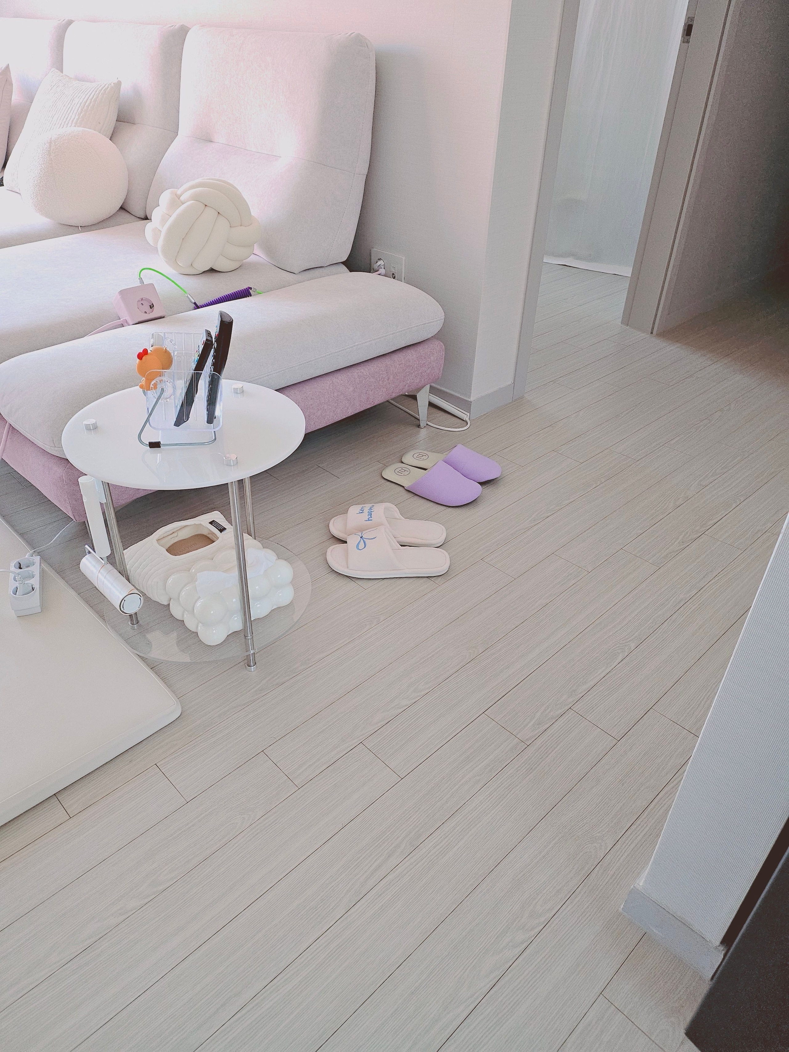 Soft Ribbon Home Slippers user photo