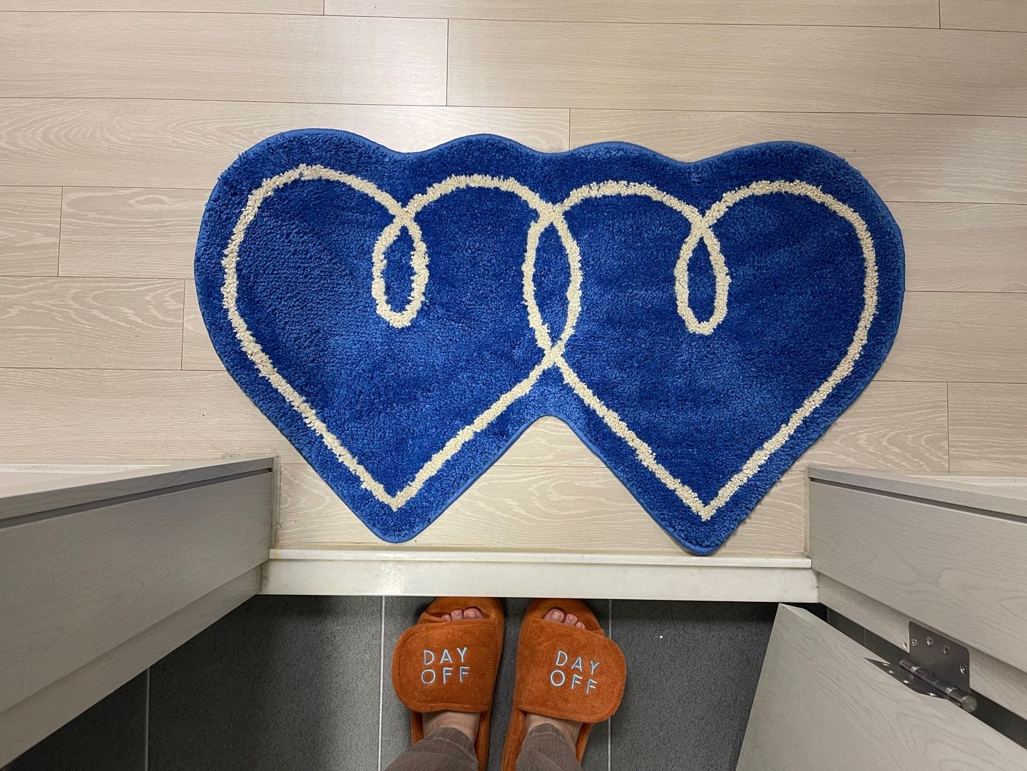 BWTZ Double Heart Accent Rug user photo