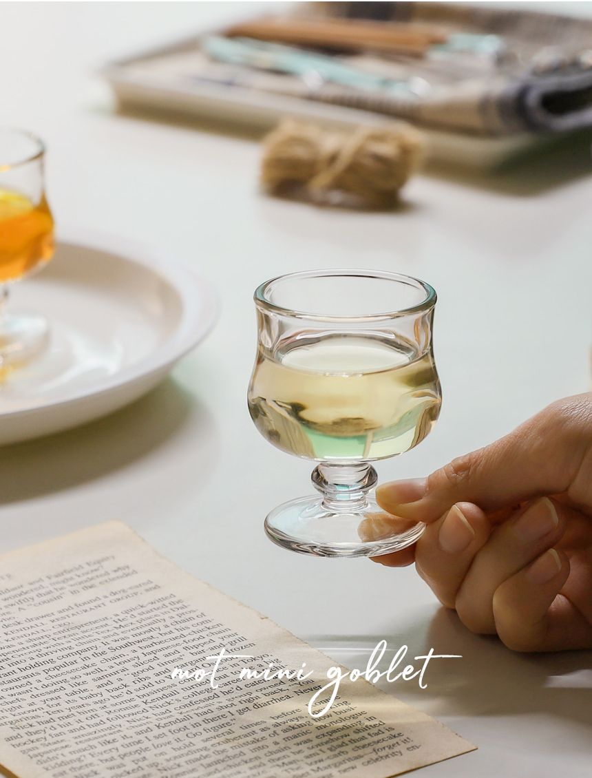 소주잔·막걸리잔 > 미니 고블렛 예쁜소주잔 50ml 4p 고량주 감성 특이한 술잔 모토미니 | 오늘의집 쇼핑