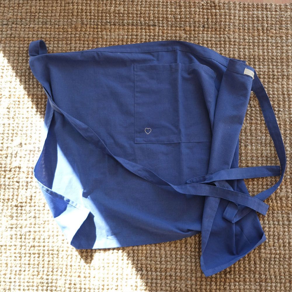하트 자수 앞치마 - Heart Apron 가격 추이 에프엠에이치(FMH) 하트 자수 앞치마 - Heart Apron - 최저가 42,300원