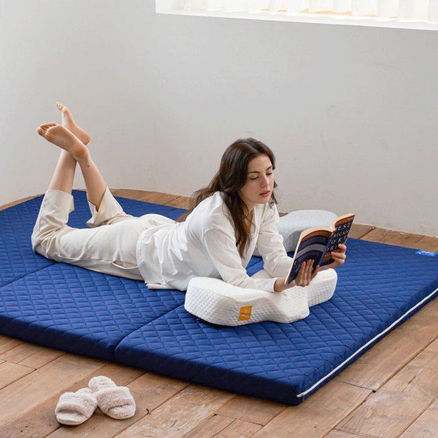 오늘의집 누보레 잠솔솔 허리에 좋은 토퍼매트리스 접이식 침대 바닥 3단 탄탄한 수면매트 MS 네이비