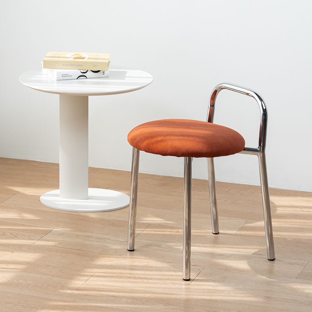 unico SIGNE カバーリング スツール ベージュ 新品同様 超美品 unico(ウニコ)のSIGNE(シグネ)シリーズのスツールです。アッシュ材の