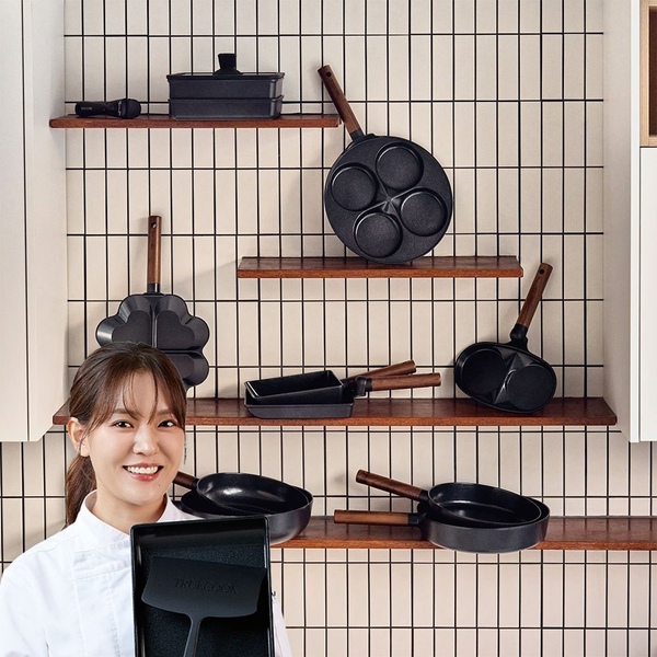 [10%쿠폰+7%카카오] [1+1] 국산 궁중팬/계란말이팬/에그팬/사각팬 블랙 7종