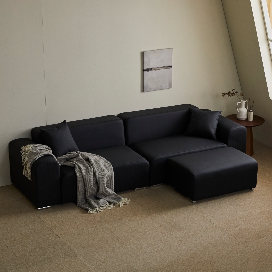 오늘의집 쉬어 Swieo 무아 블랙 무광 가죽 2인용 4인용 소파