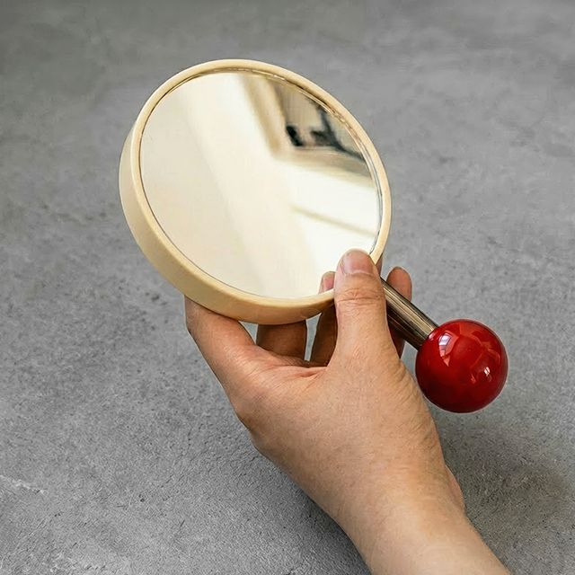 오늘의집 하이앤드라이 볼 컴팩트 손거울 미니거울 휴대용거울 화장거울 탁상거울 여행 거울 2color