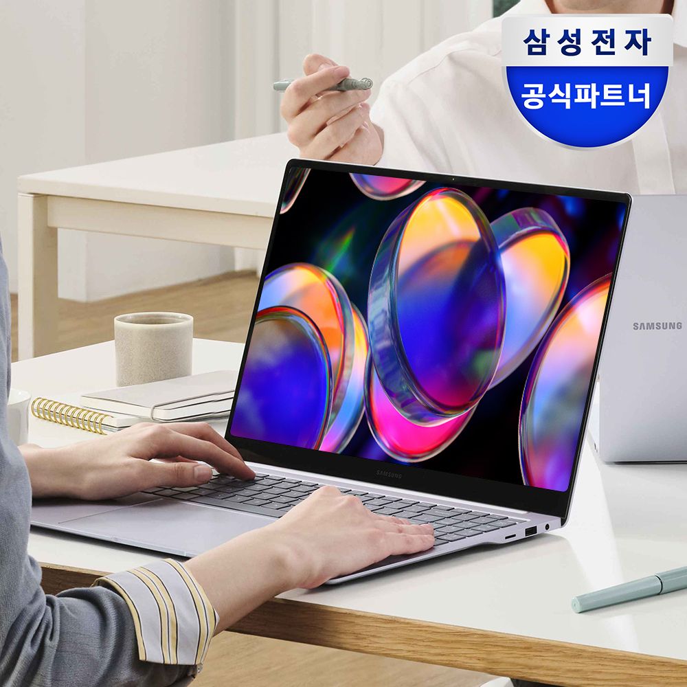 오늘의집 삼성 갤럭시북4 엣지 NT750XQB-KC01B 윈도우11 탑재 노트북