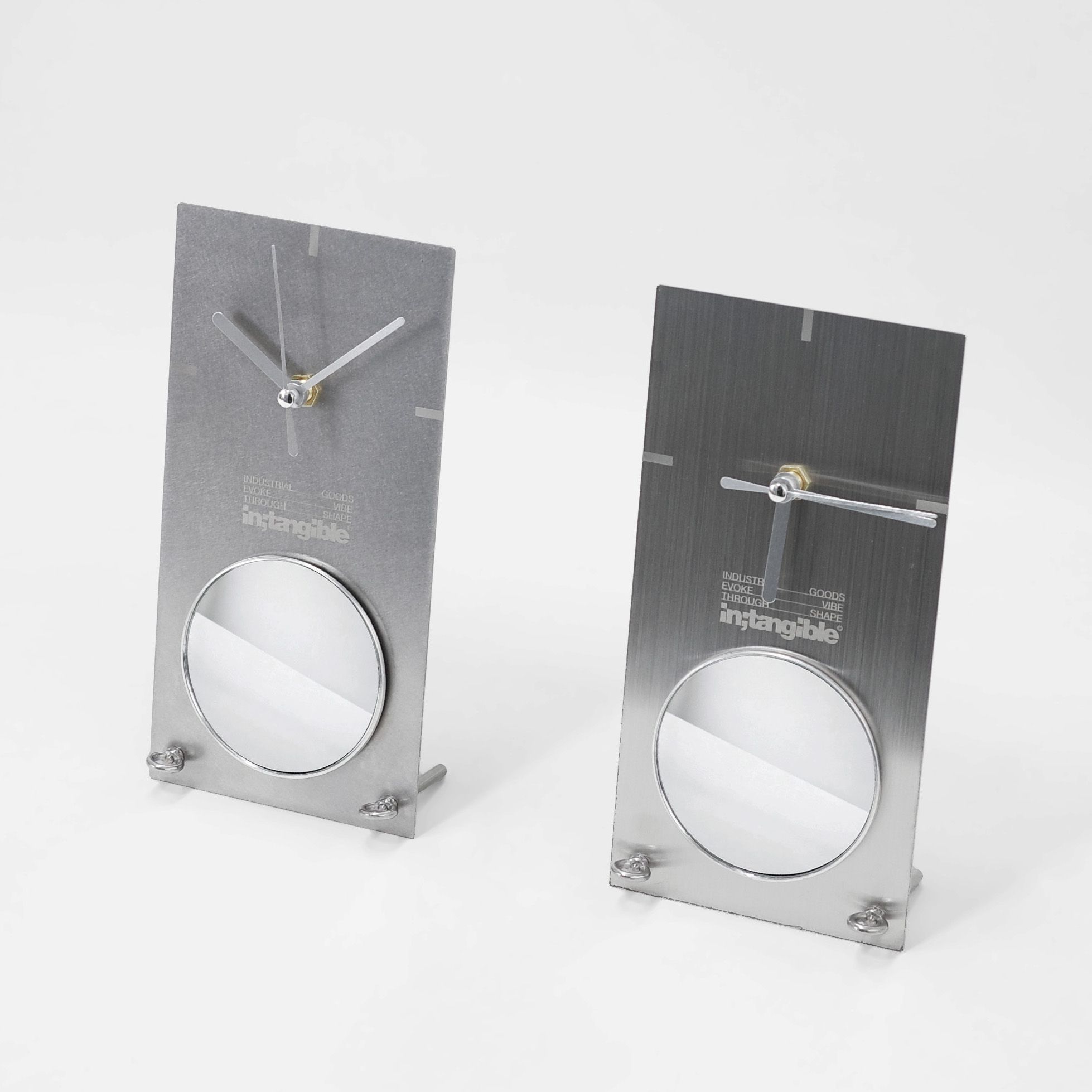 오늘의집 in;tangible evoke time ; table 무소음 쇠테리어 탁상시계