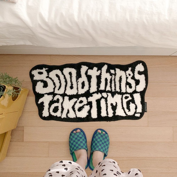 GOOD THINGS TAKE TIME-BLACK 터프팅 미니 러그 발매트 인테리어