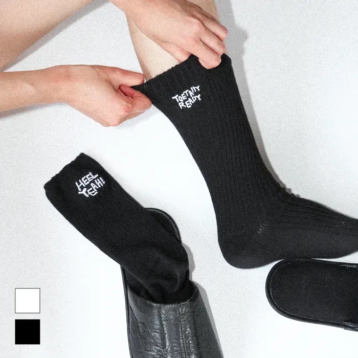 BGM X LOFA Seoul Socks 레터링 삭스 양말 (2 colors) 가격 비교 로파서울 BGM X LOFA Seoul Socks 레터링 삭스 양말 (2 colors)