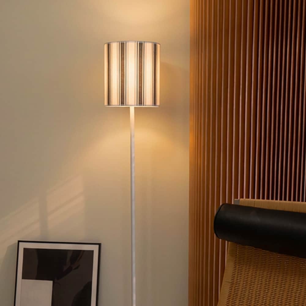 오늘의집 스트라이프 패브릭 LED 장스탠드 거실 조명 2colors