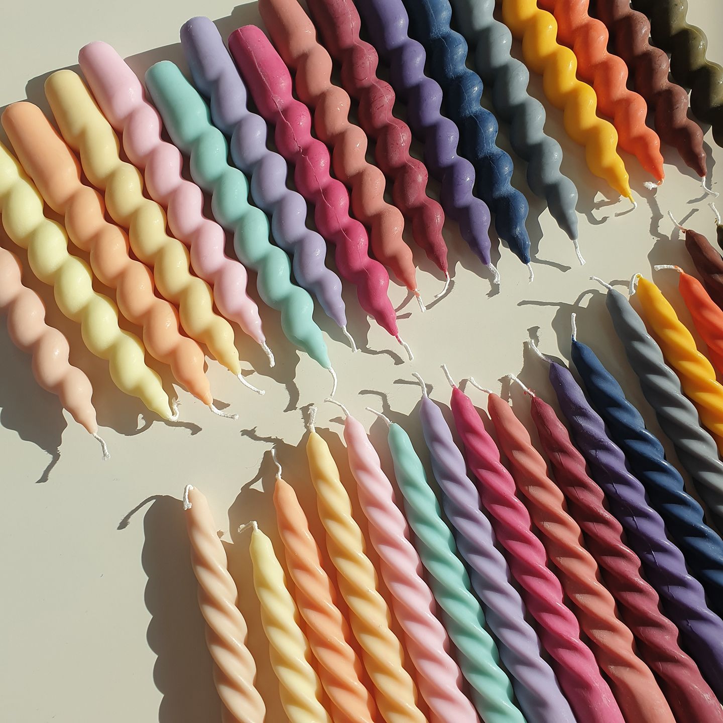 오늘의집 페페무드 트위스트 테이퍼 오브제 캔들 2type (20colors)