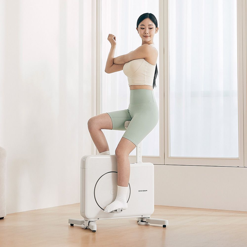 오늘의집 엑사이더 실내자전거 저소음 바이크 헬스 사이클 유산소 운동 EB730