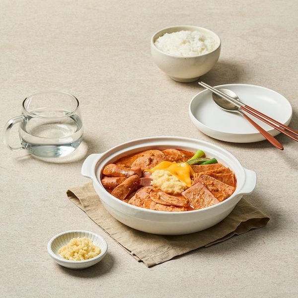 [오늘의집 단독] 남해 마늘 부대찌개 250gX4팩