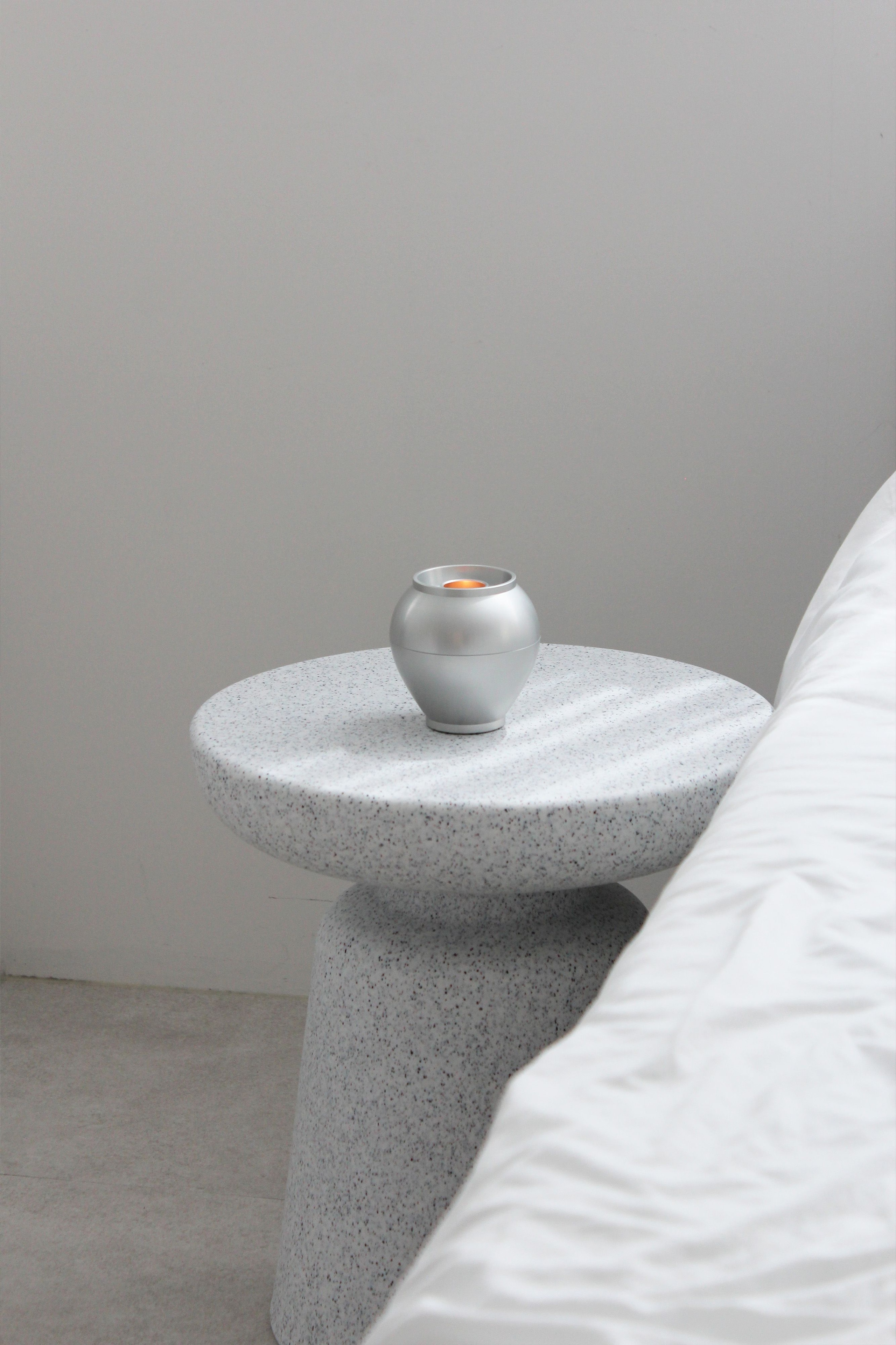 MDT STUDIO Moonjar Oil Burner