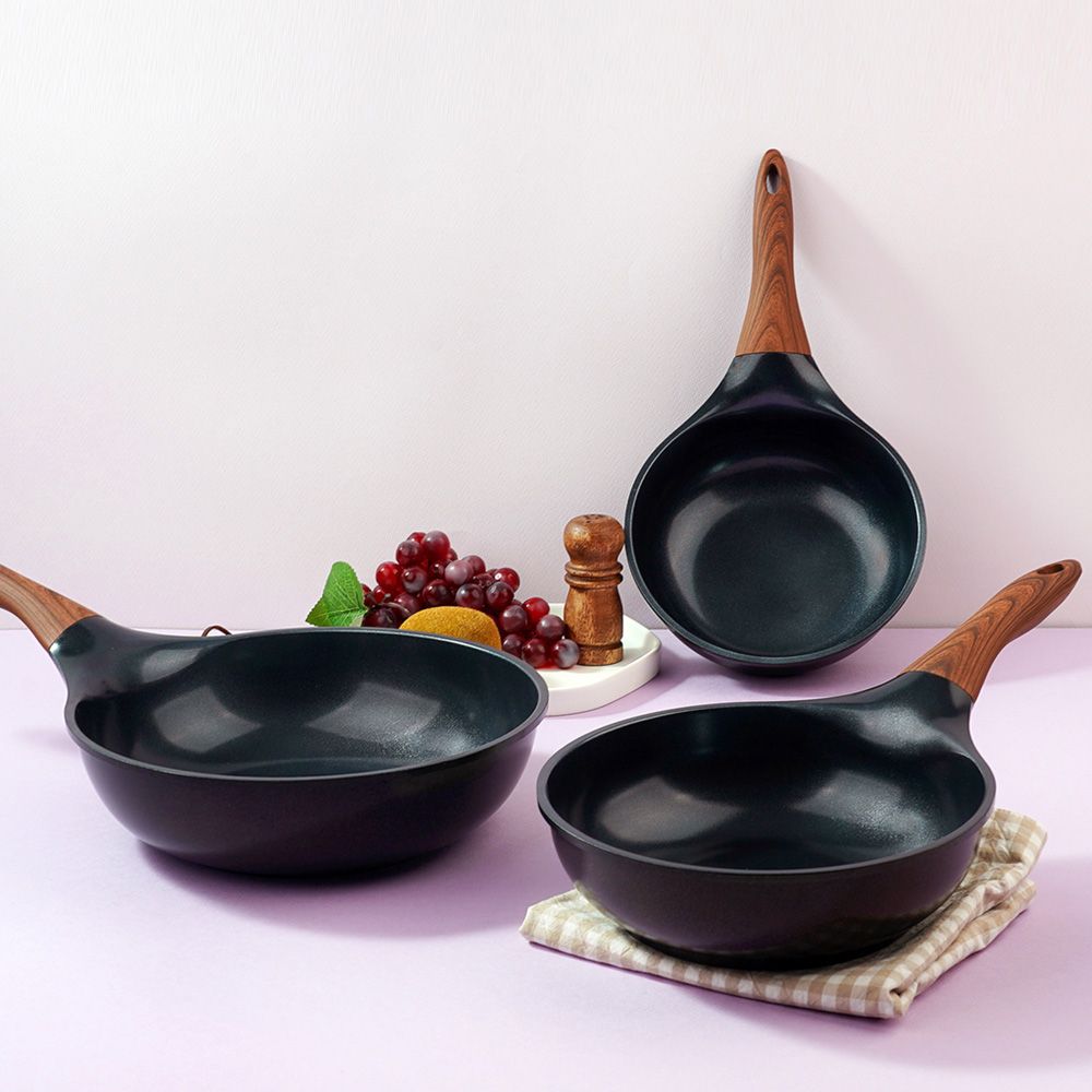 IH 블랙캐스트웍 20cm 가격 비교 알루아트 IH 블랙캐스트웍 20cm