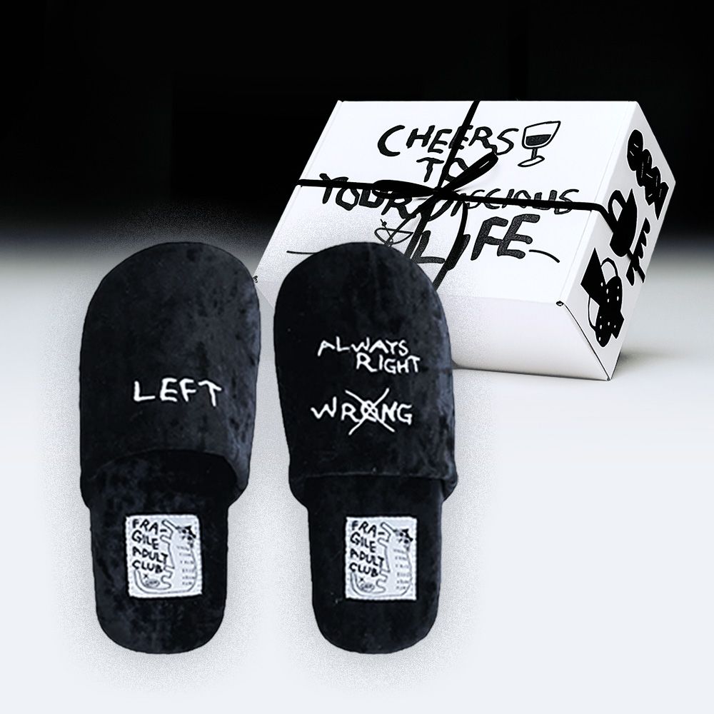 Fragile Adult Club - Always Right 홈슈즈 슬리퍼 (2sizes) 가격 비교 로파서울 Fragile Adult Club - Always Right 홈슈즈 슬리퍼 (2sizes)