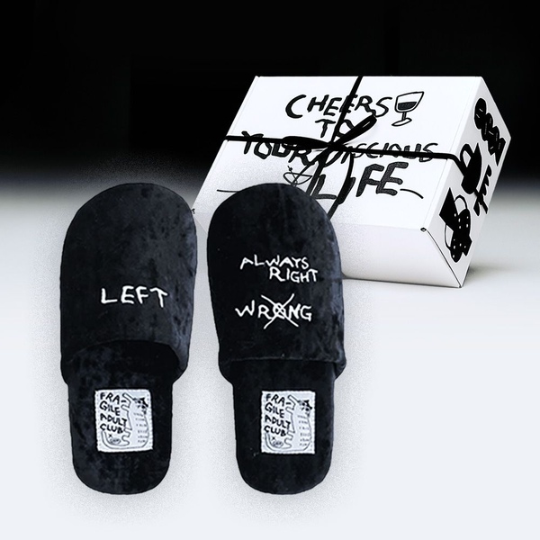 Fragile Adult Club - Always Right 홈슈즈 슬리퍼 (2sizes)