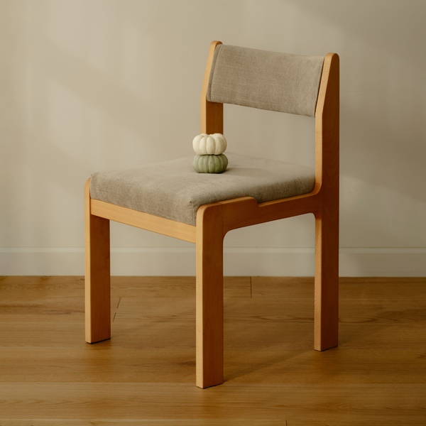LEAN CHAIR 의자