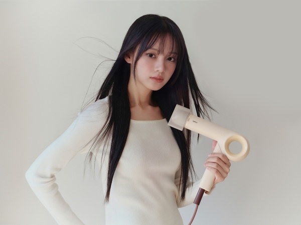 디오 폴드 프리볼트 하이스피드BLDC 스타일 드라이기(크림베이지)