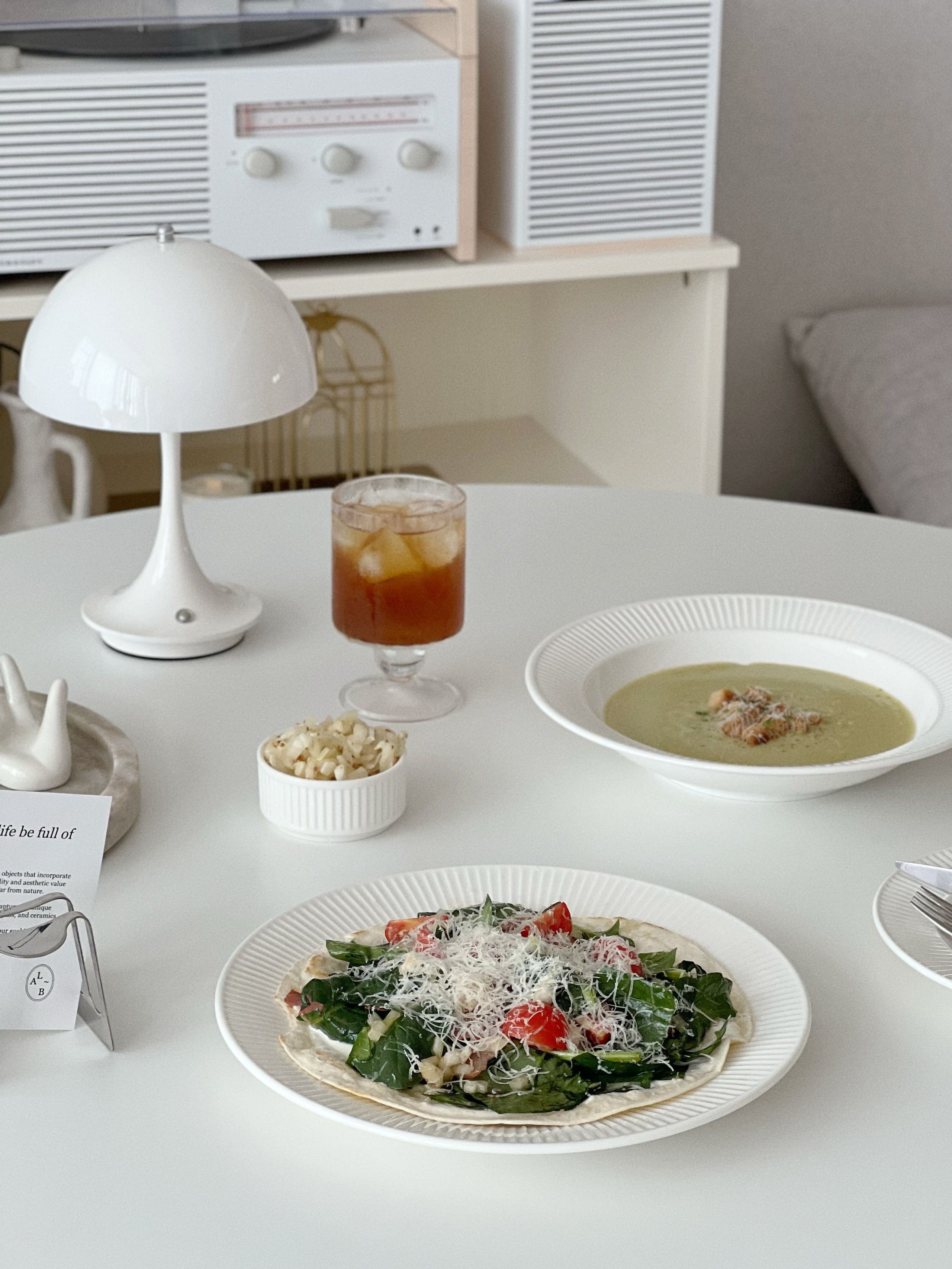 Clean Line Flatware Set for 2 (16-Piece) user photo