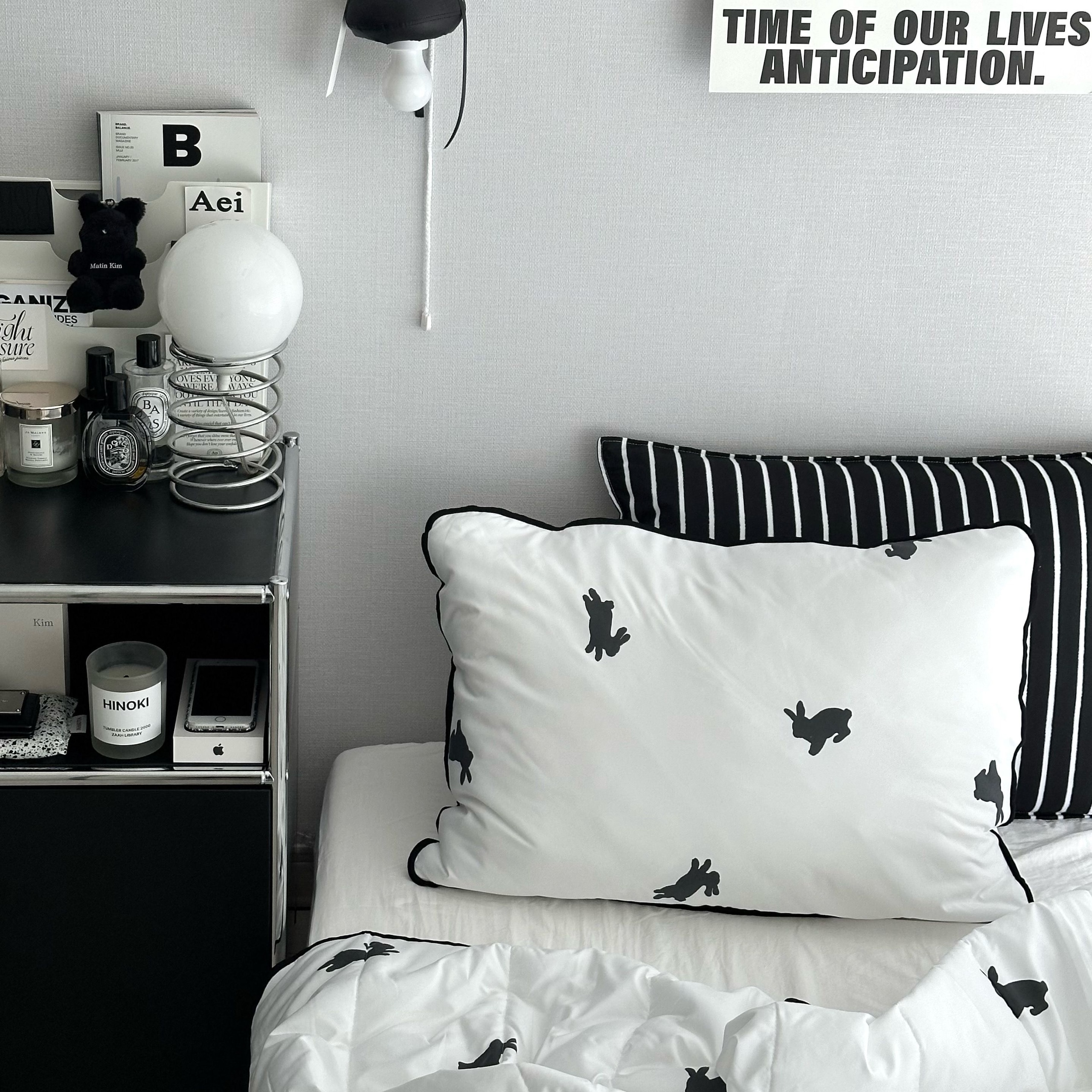 Summer Bunny Cool-Touch Seersucker Comforter Set user photo