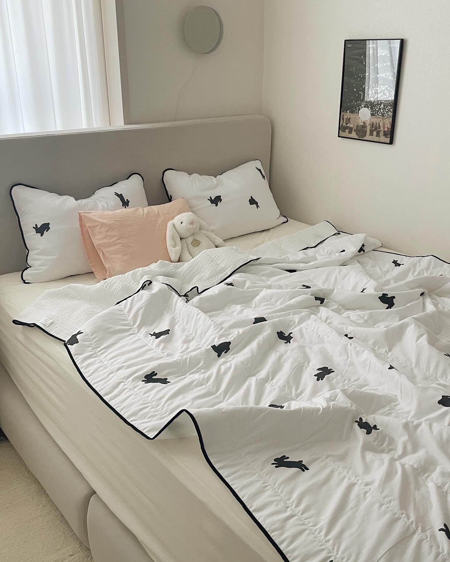 Summer Bunny Cool-Touch Seersucker Comforter Set user photo