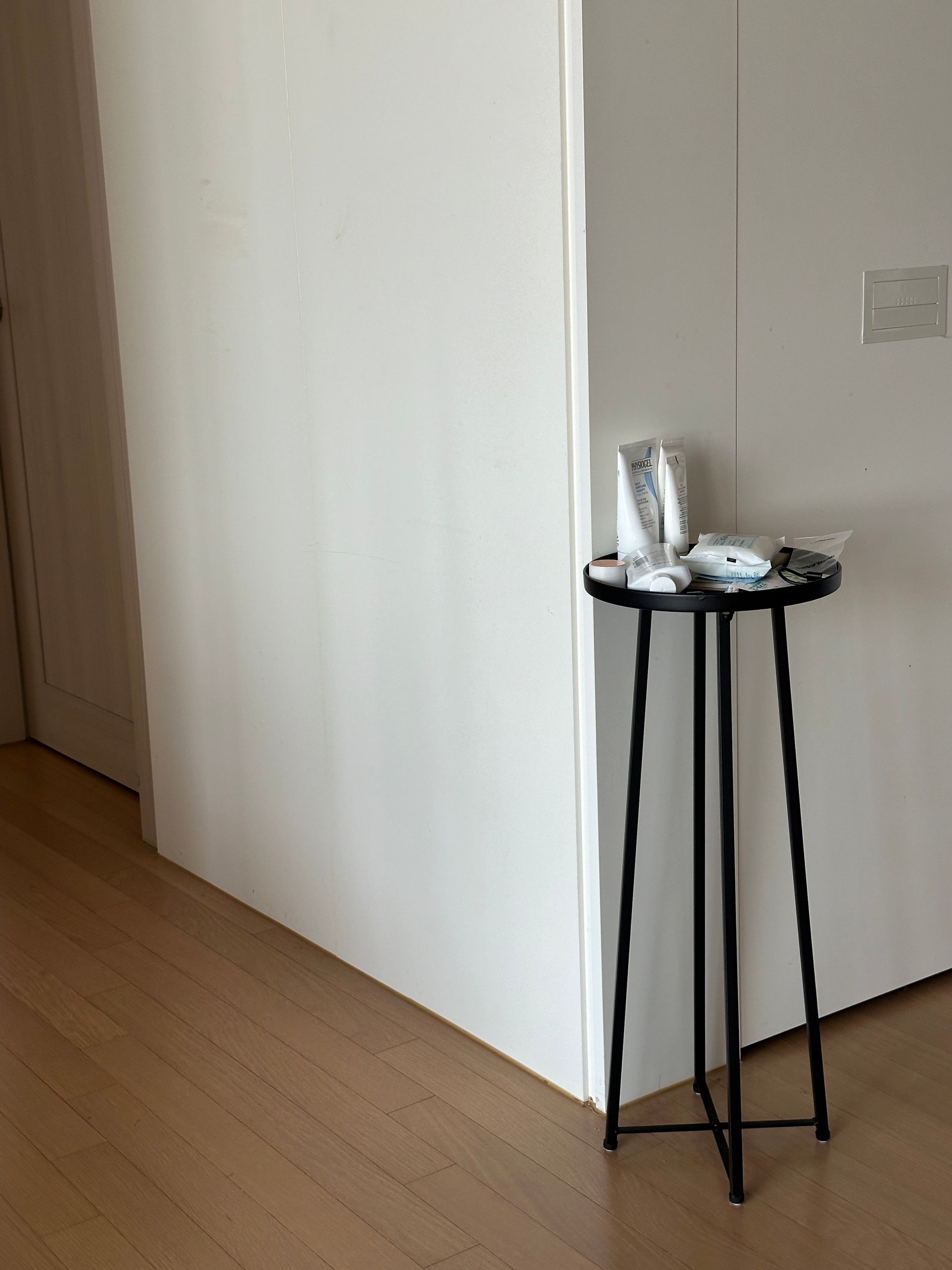 Slim Tall Metal Accent Table user photo