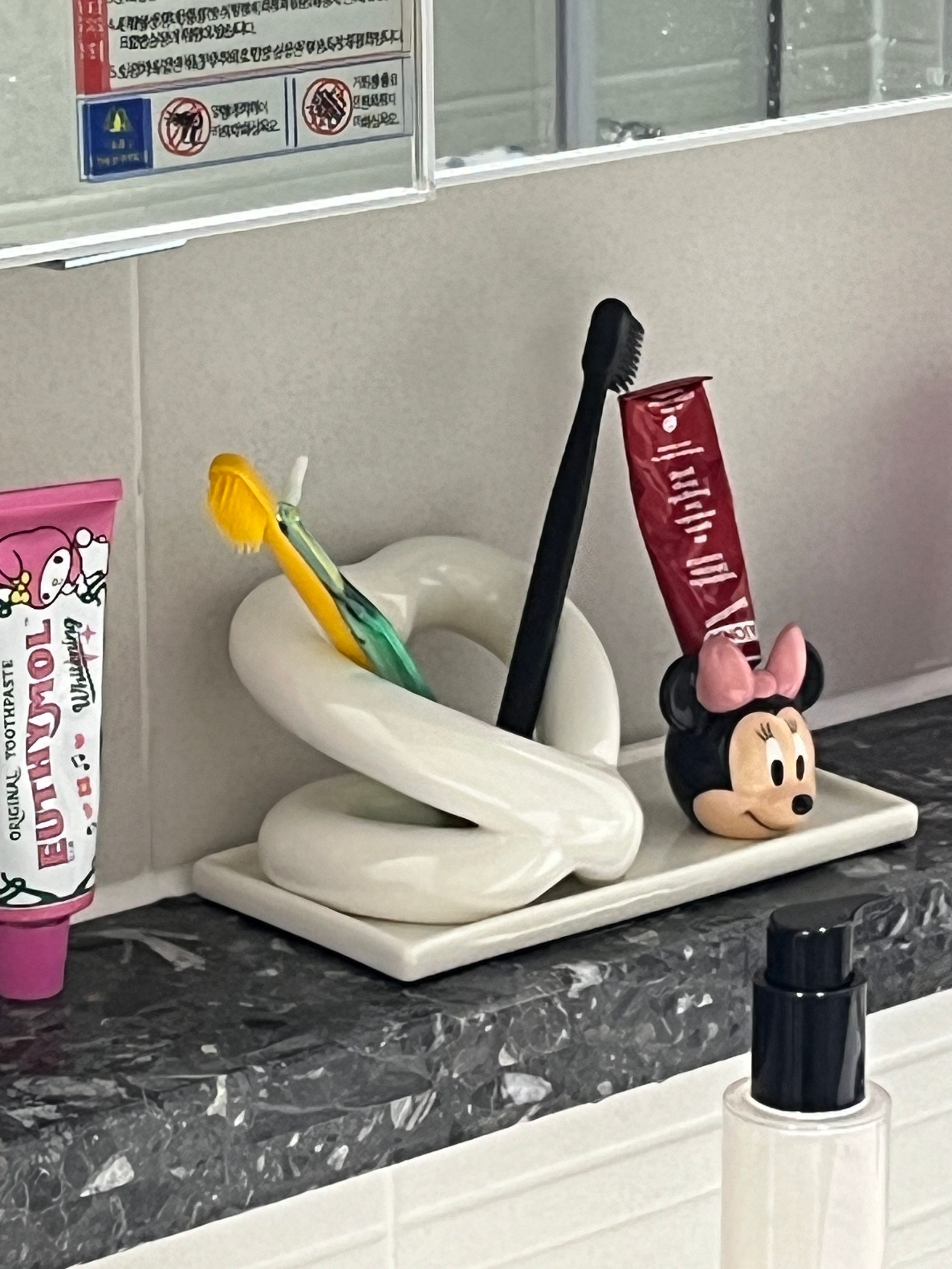 Sweetheart Ceramic Toothbrush Tray & Holder Set user photo