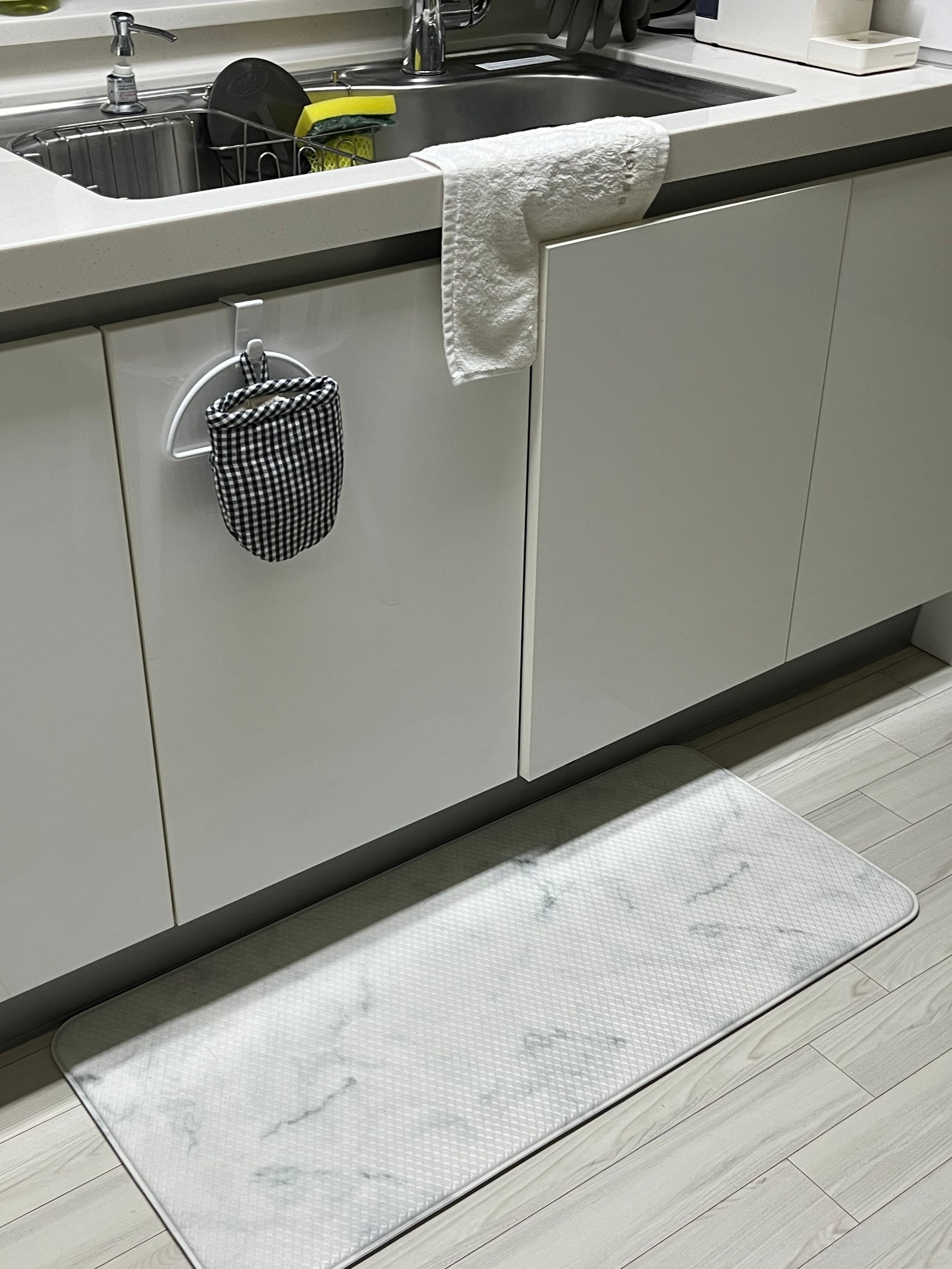 Reversible Marble PVC Kitchen Mat user photo