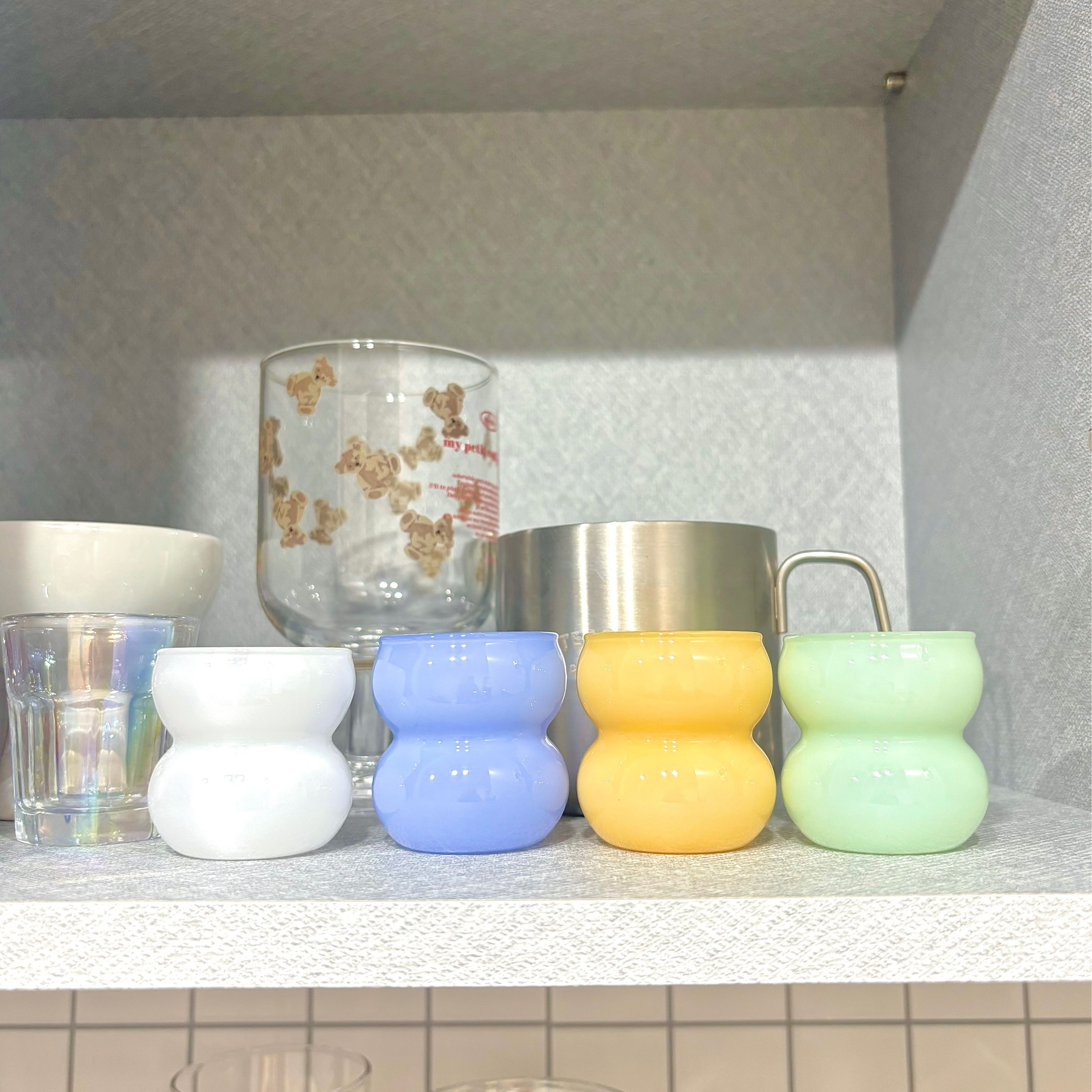Newtige Milk Glass Soju & Sake Cup Set (4-Piece) user photo