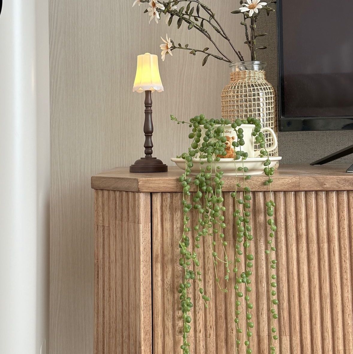 Pleated Touch Table Lamp user photo