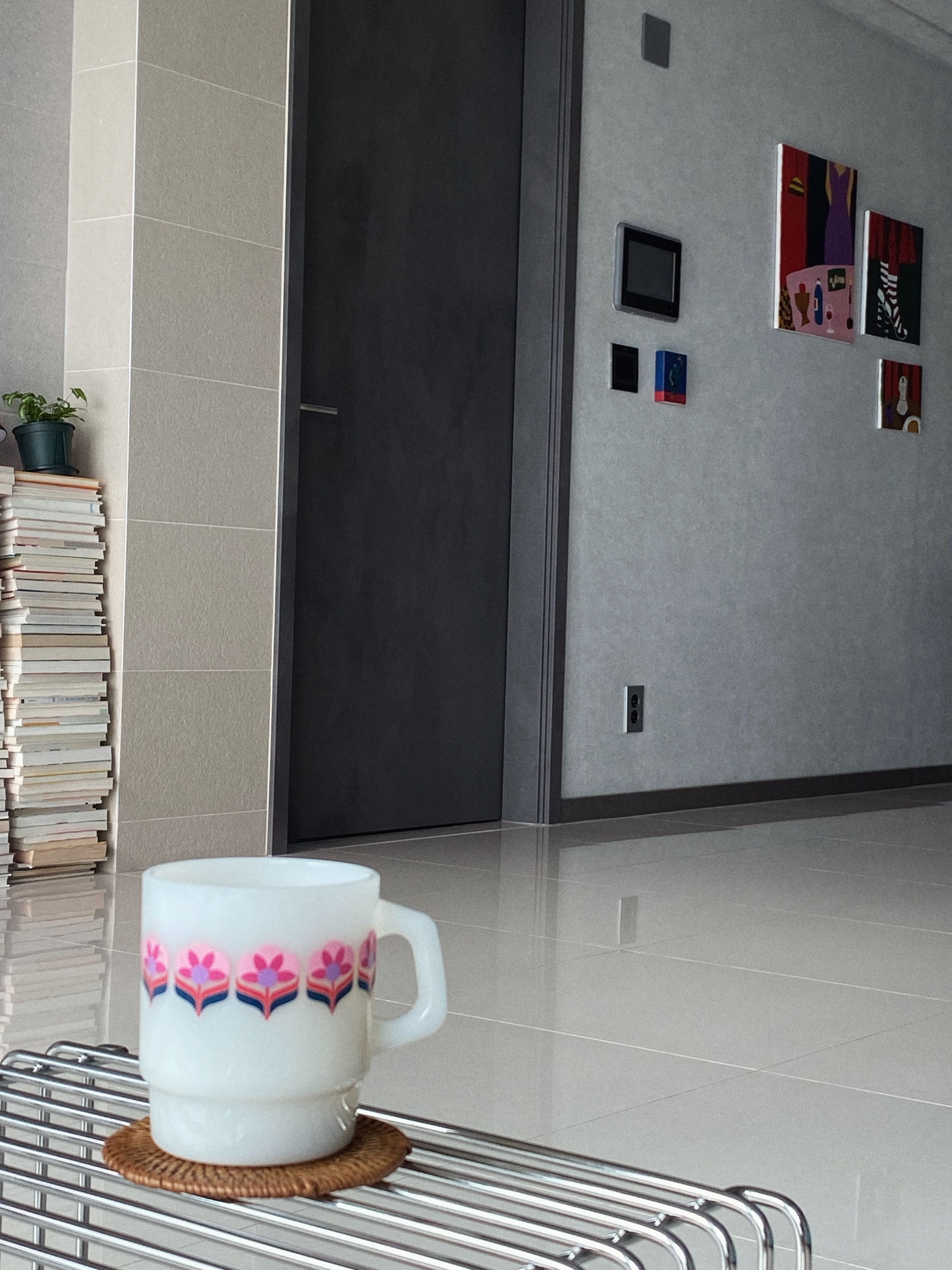 Syracuse Pattern Milk Glass Mug user photo