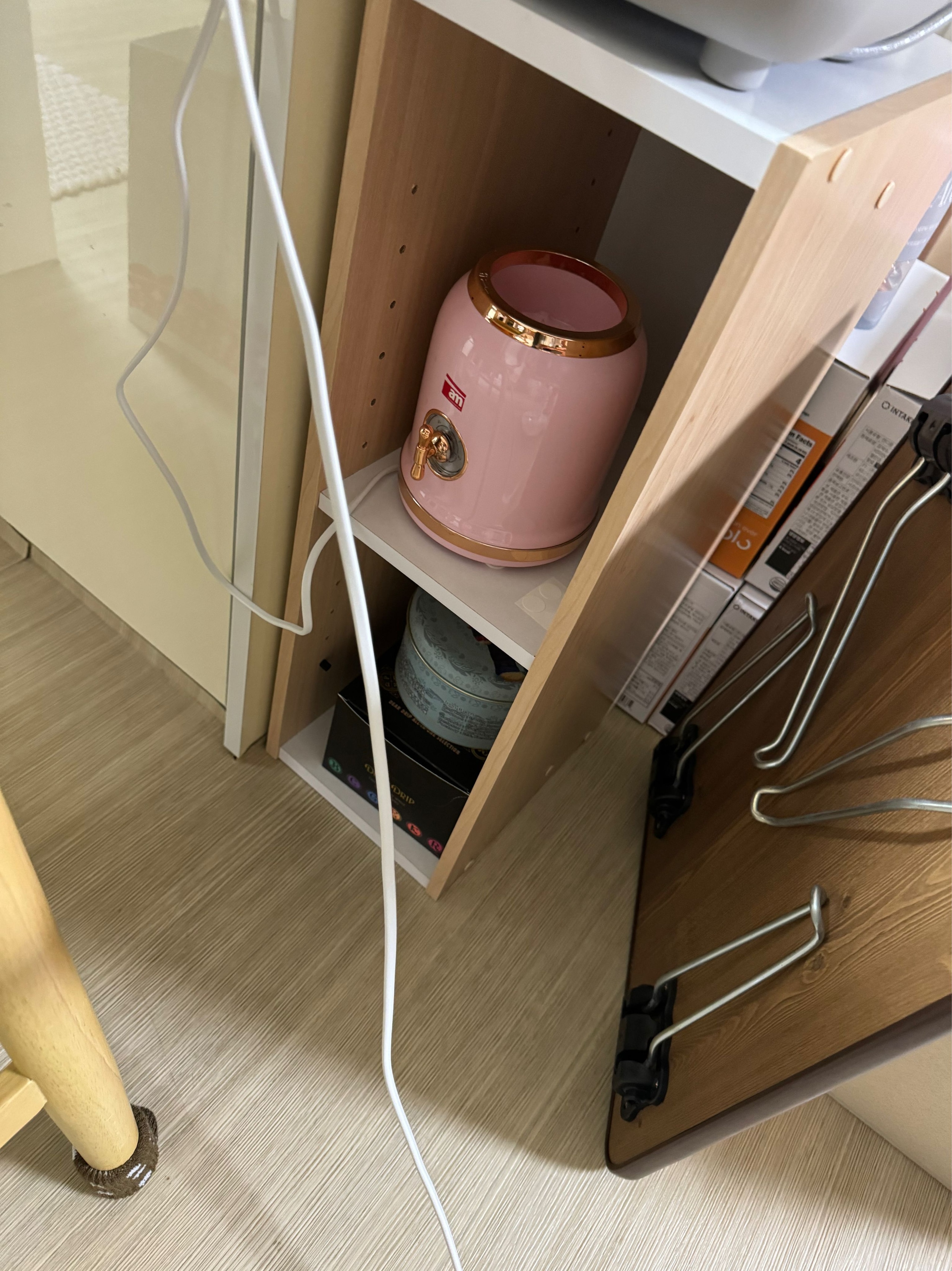 Slim Wood Side Shelf user photo