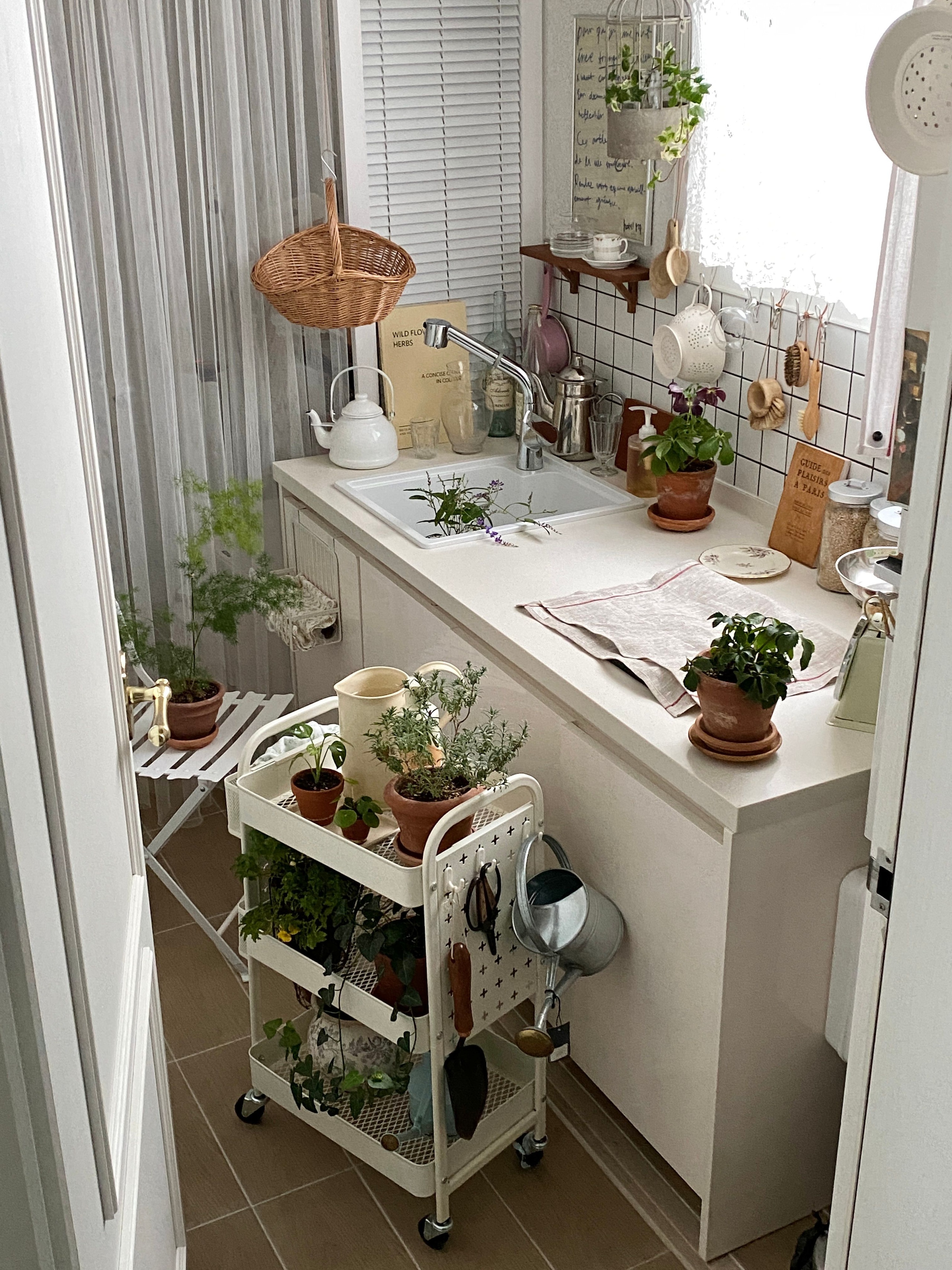 Kinsley Pegboard Utility Trolley Cart user photo