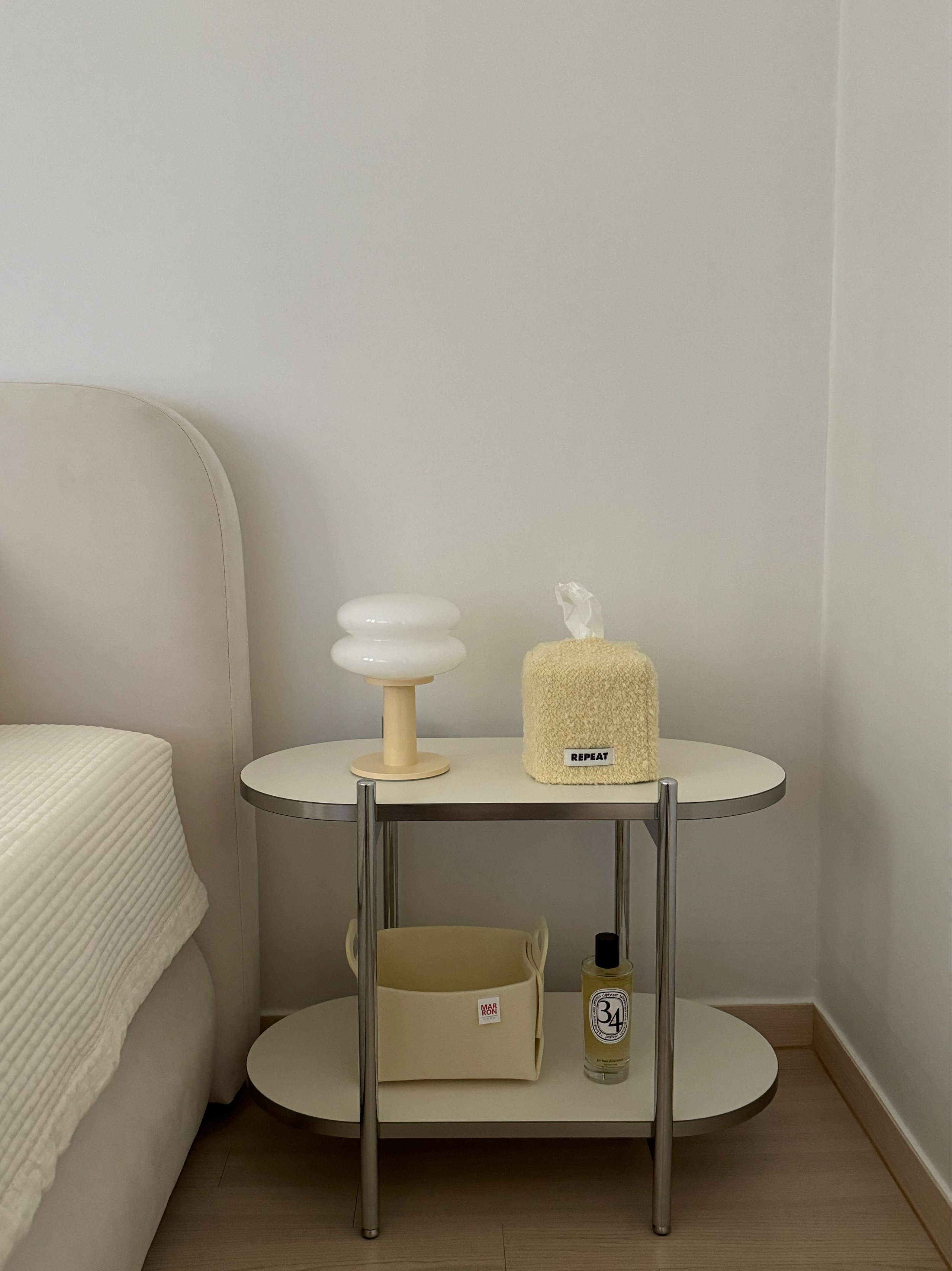 Mid-Century Round Two-Tier Side Table user photo