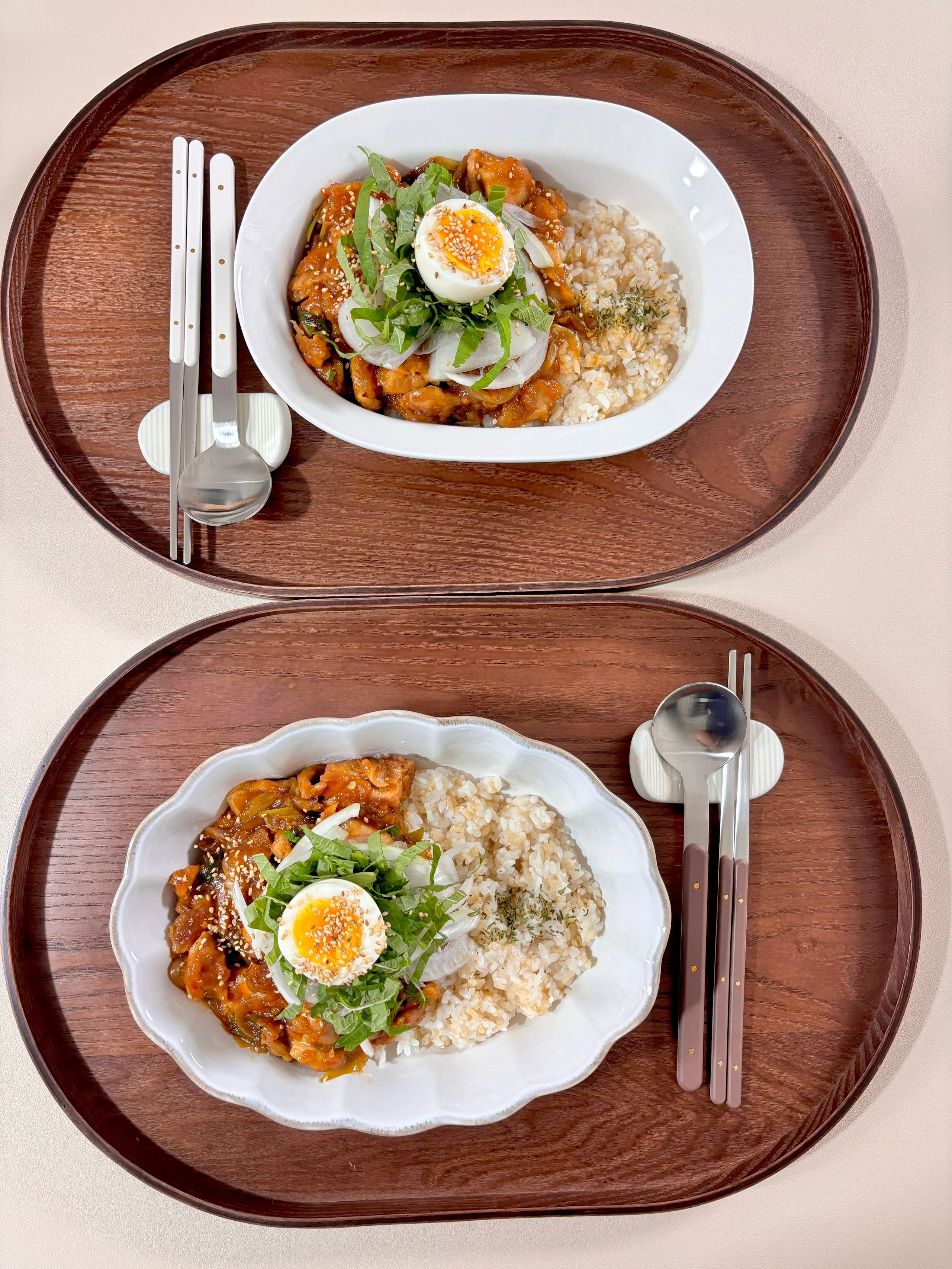 EBT Newlywed Ceramic Dinnerware Set for 2 (10-Piece) user photo