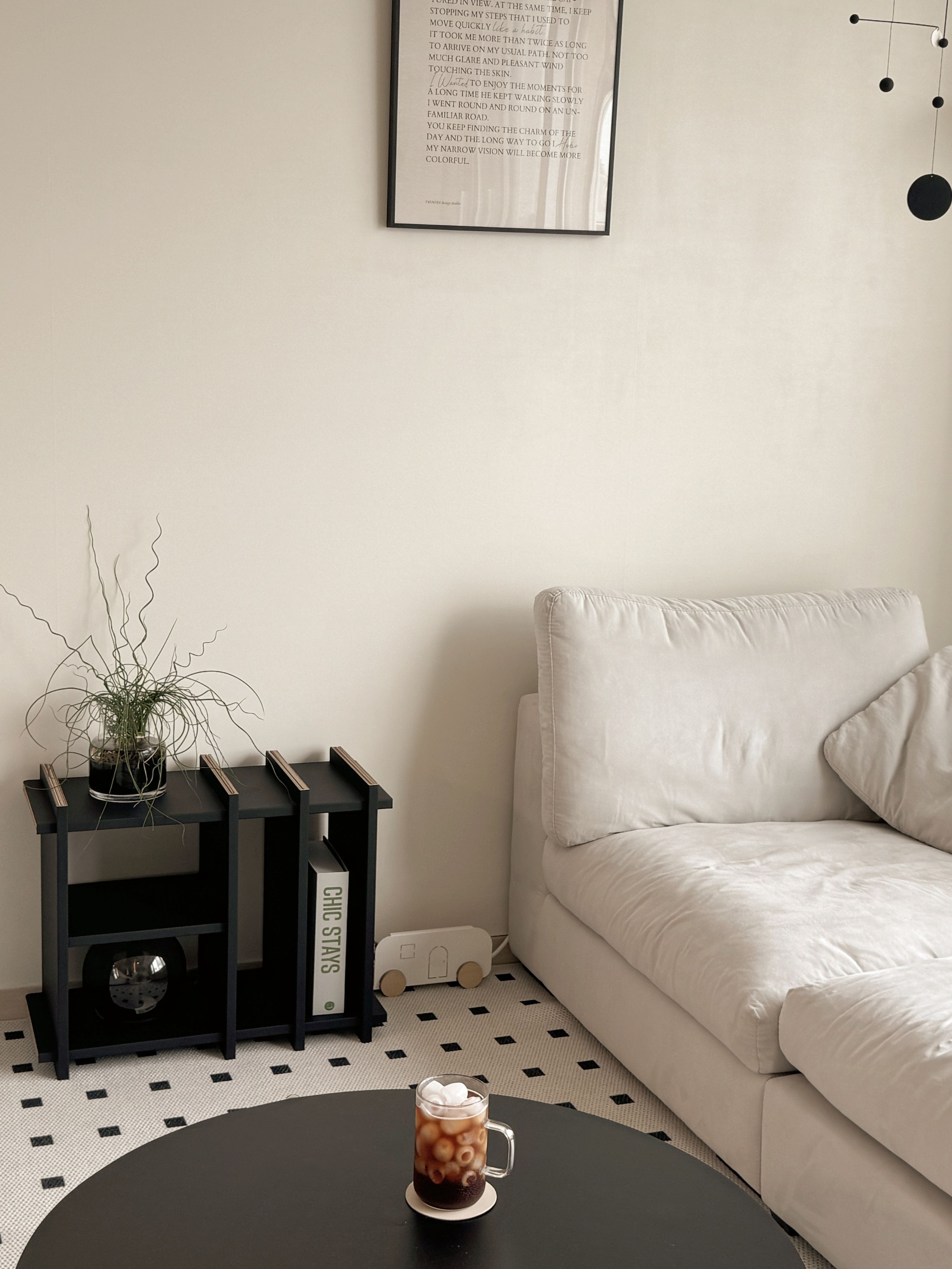 Vinyl Record Stand & Shelf user photo