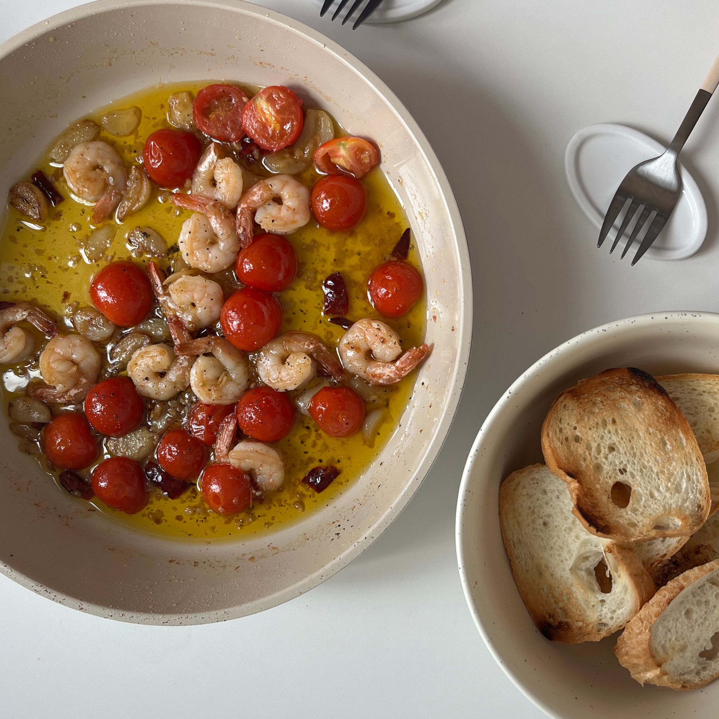 Seoul Minimalist Matte Fork & Knife Set for 2 (4-Piece) user photo