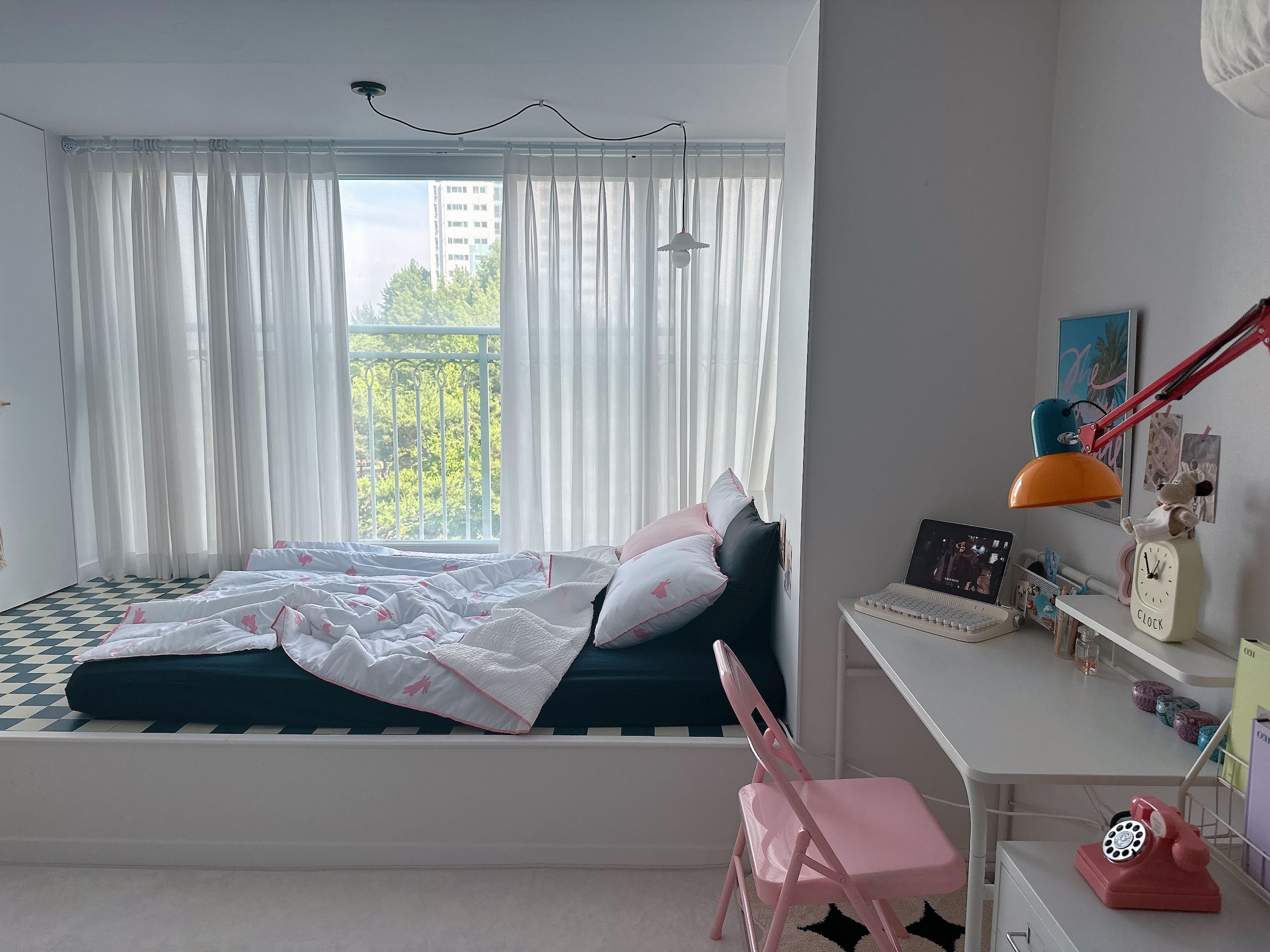 Summer Bunny Cool-Touch Seersucker Comforter Set user photo