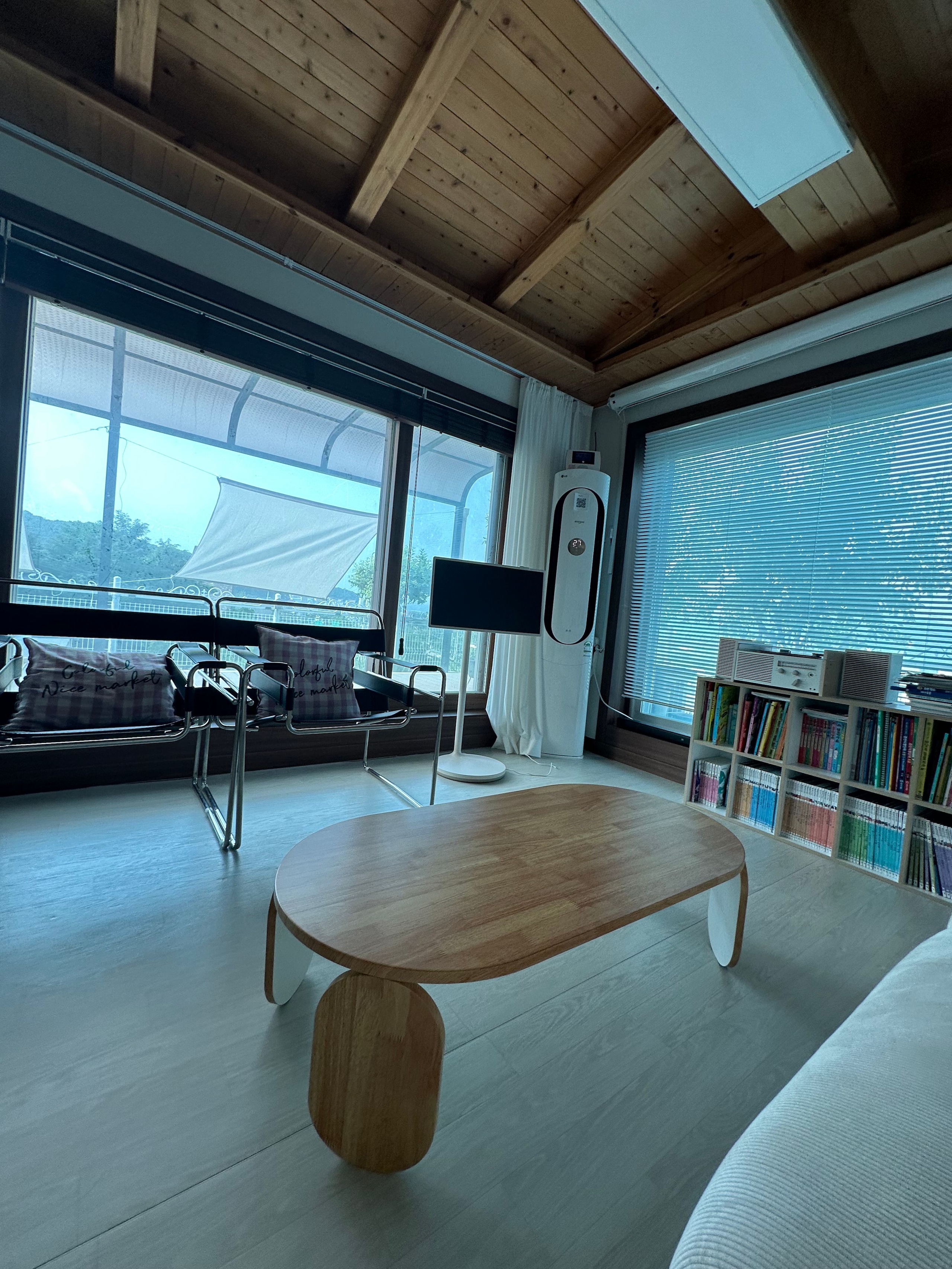 Louis Modular Foldable Wooden Coffee Table user photo