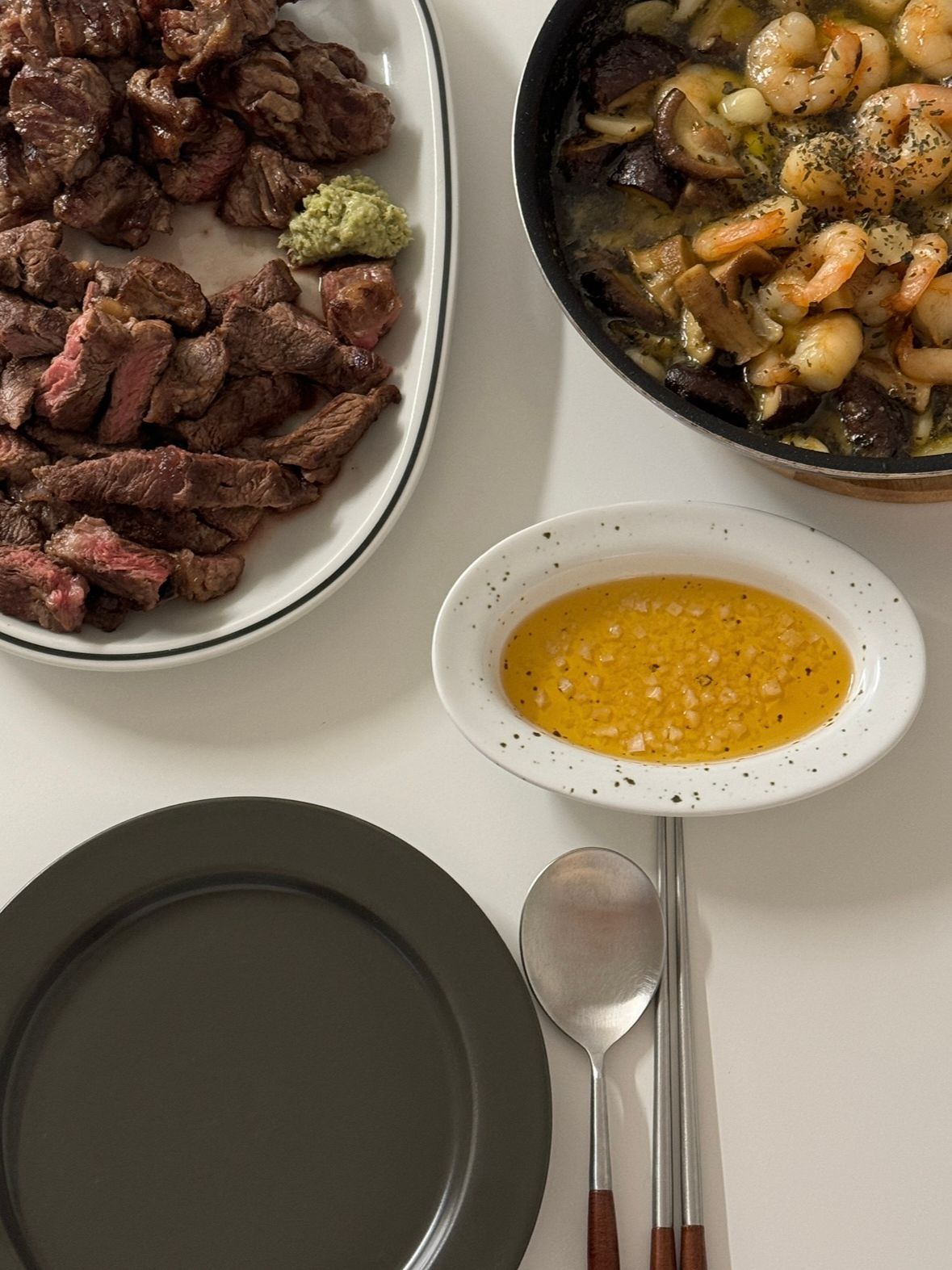 Maple Wood Handle Stainless Steel Cutlery Set (10-Piece) user photo