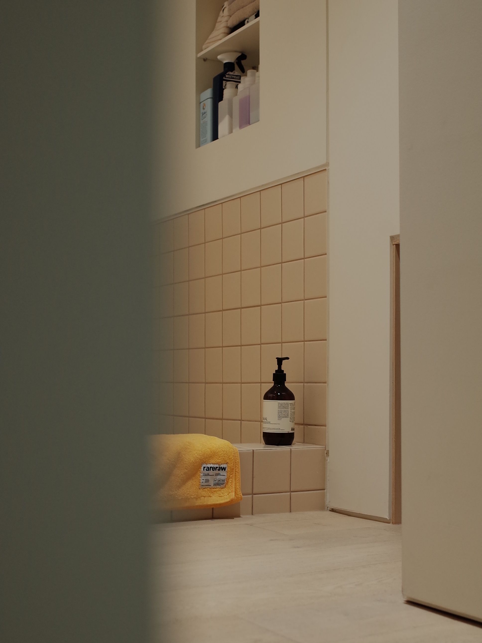 Rareraw Bold Color Bath Towel user photo