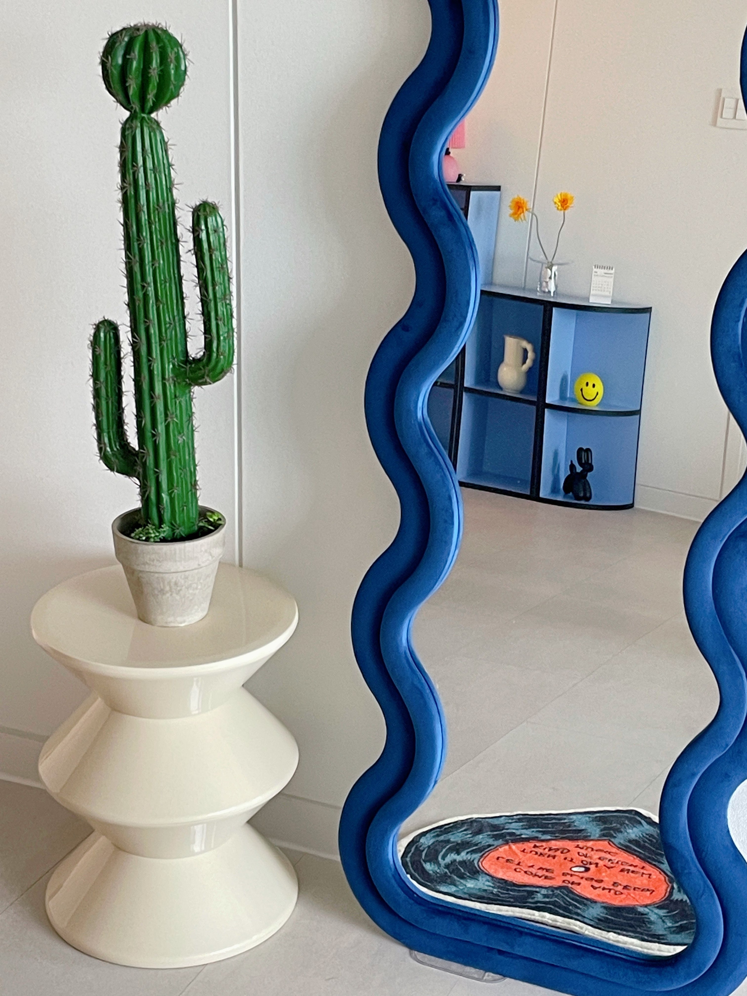 Hourglass Accent Stool user photo