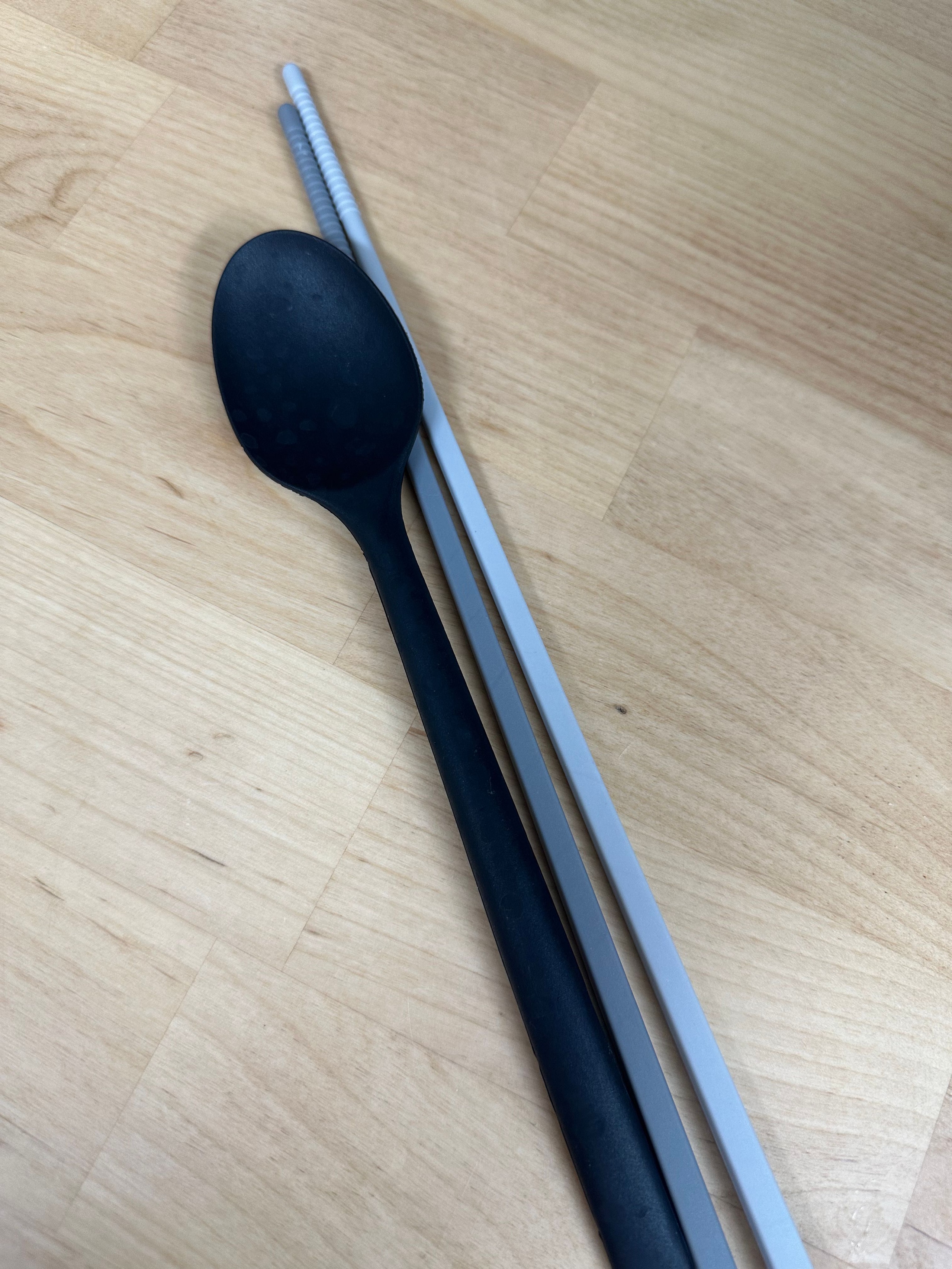 Piyuco Mono Silicone Spoon & Chopstick Set user photo