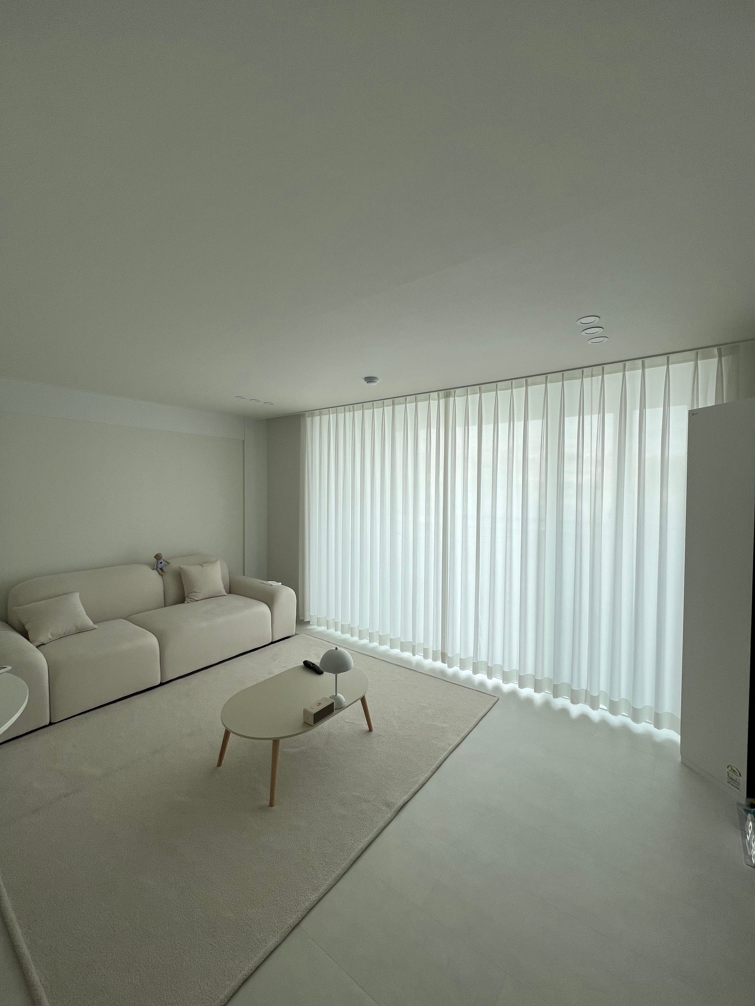 Plain Living Room Coffee Table user photo