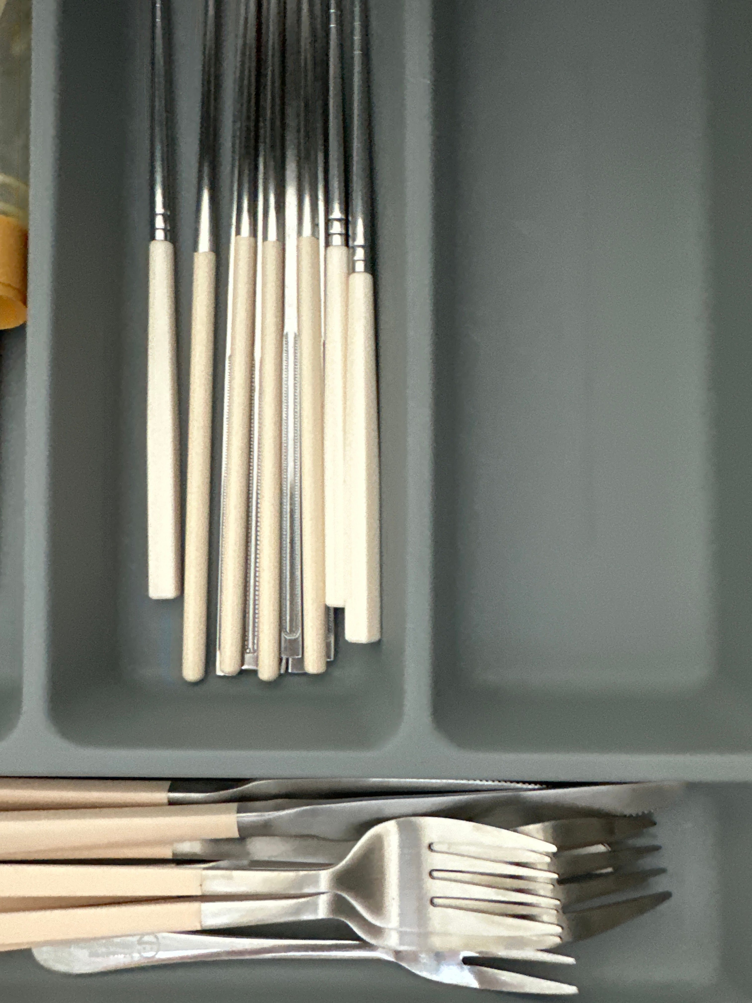 Seoul Minimalist Matte Fork & Knife Set for 4 (8-Piece) user photo