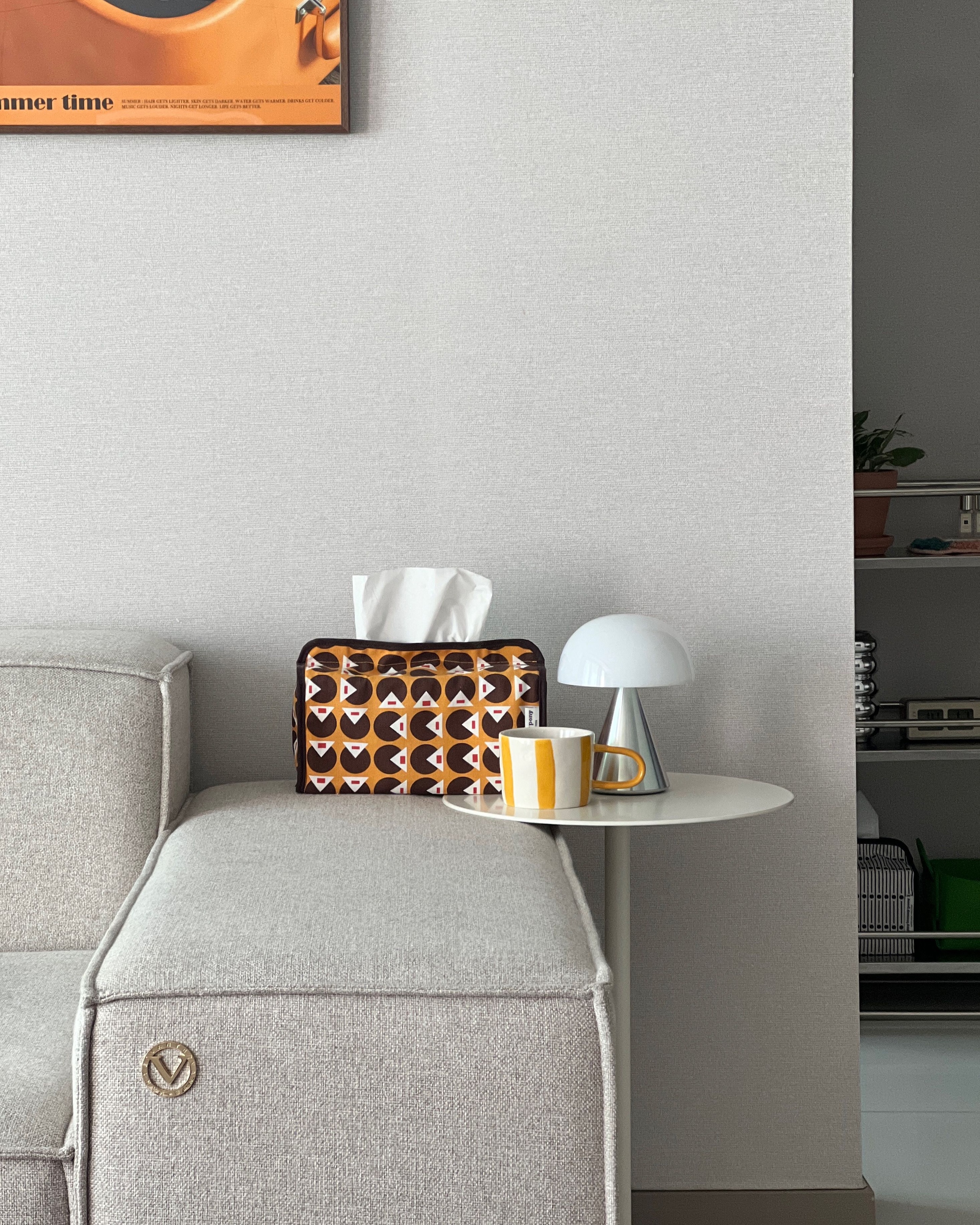 Modern Round Metal Side Table user photo