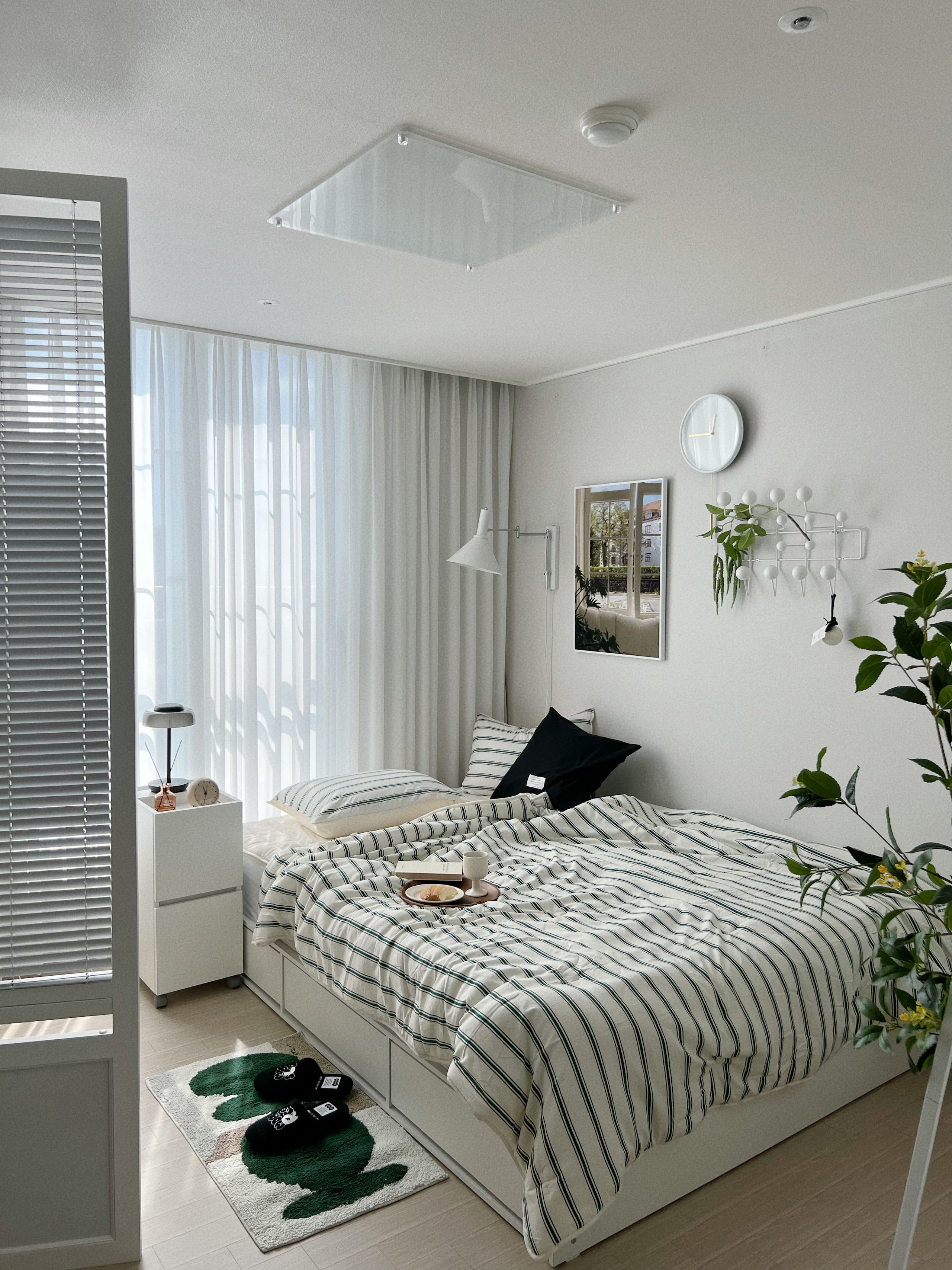 Deep Sleep Stripe All Season Comforter Set user photo